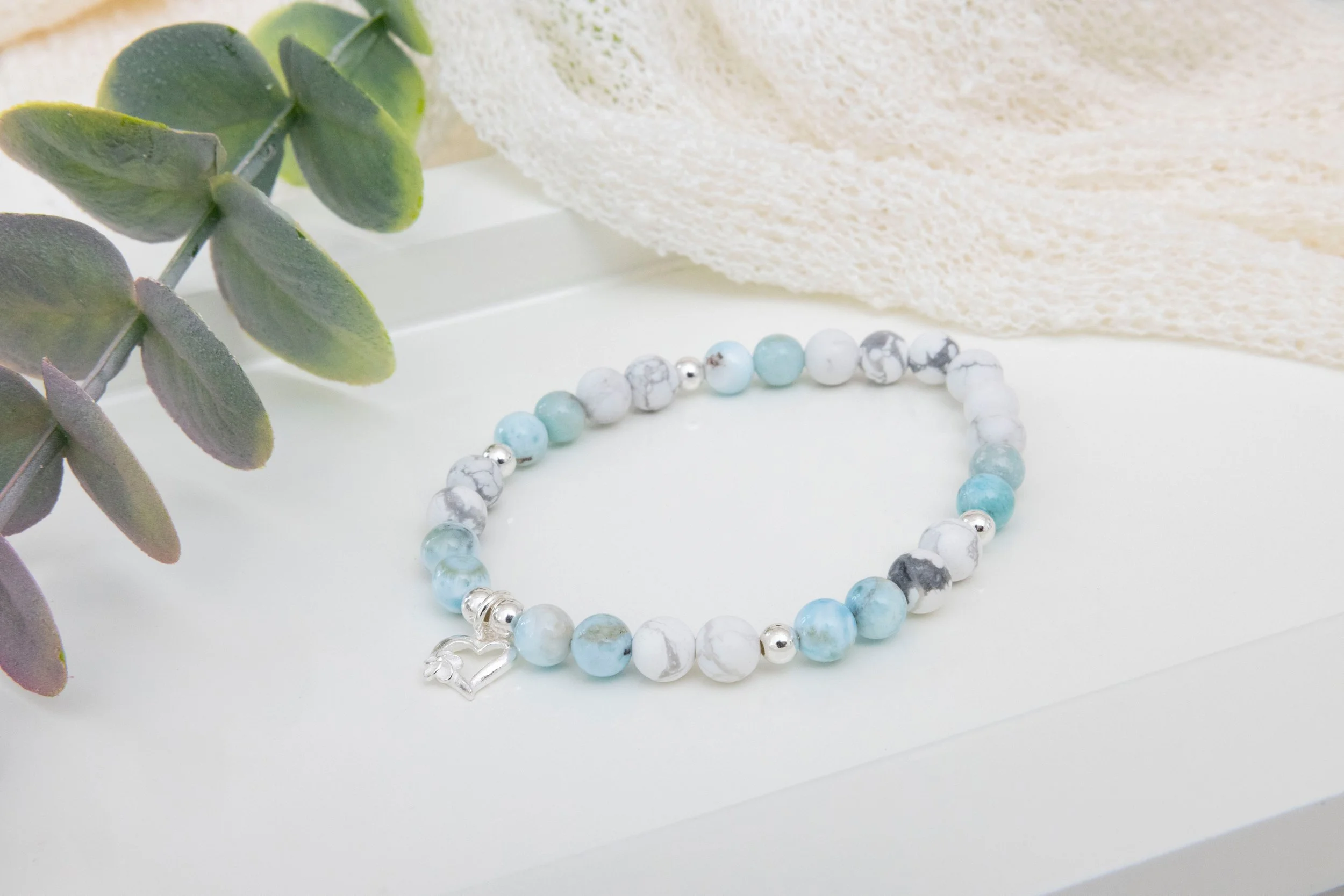 Bracelet Larimar & Howlite avec Argent Sterling et Cœur Central