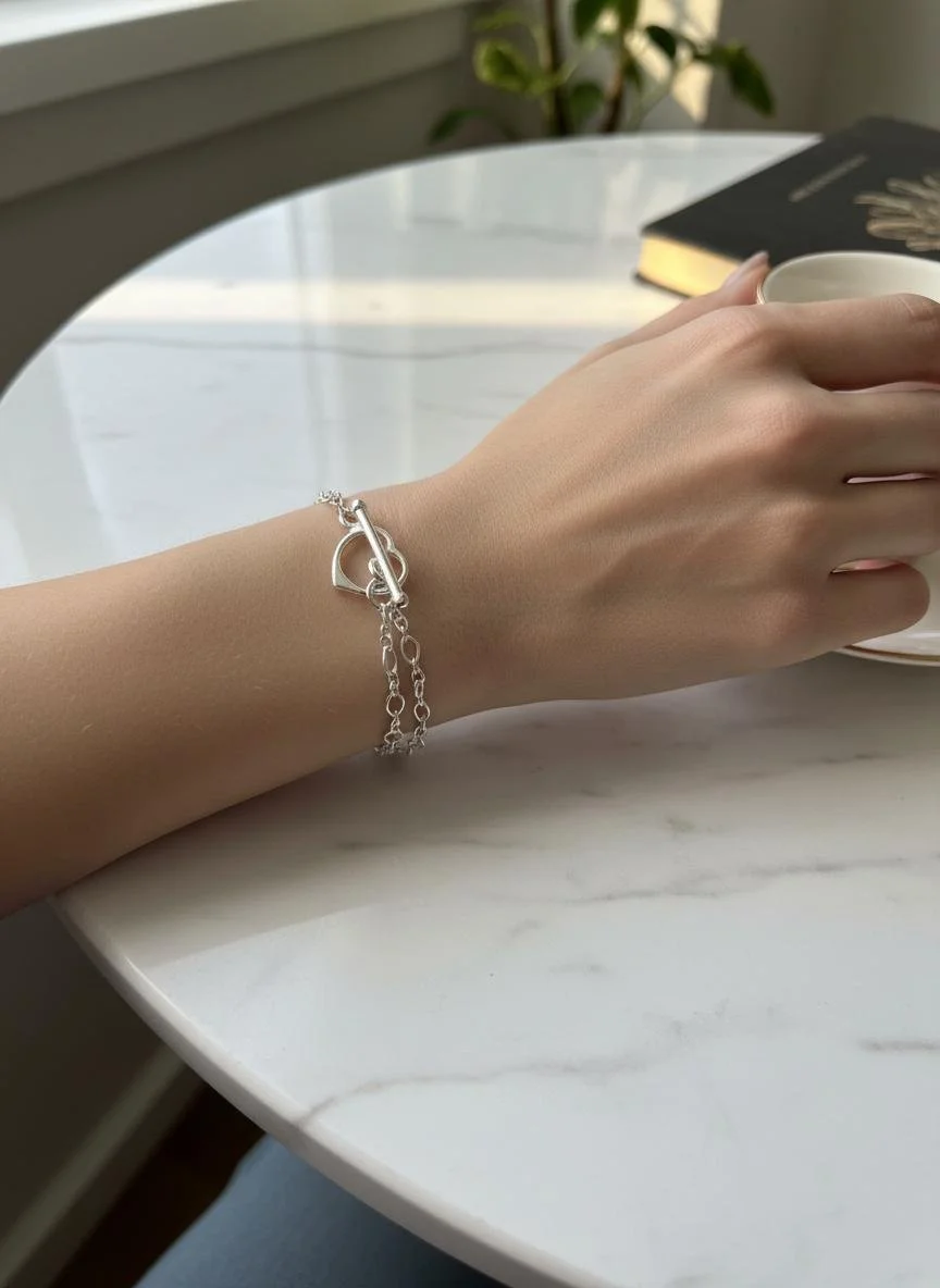 Bracelet Cœur en Argent Sterling – Fermoir Toggle