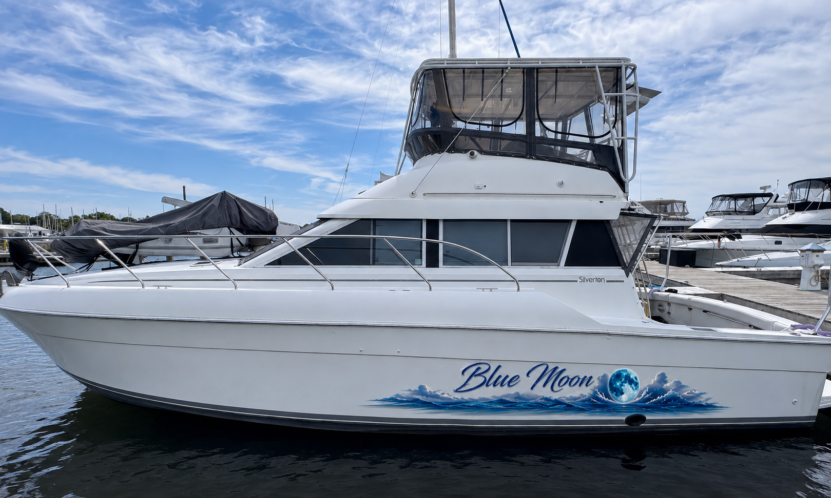 Vinyl Graphics on the side of the 41 ft Silverton Yacht