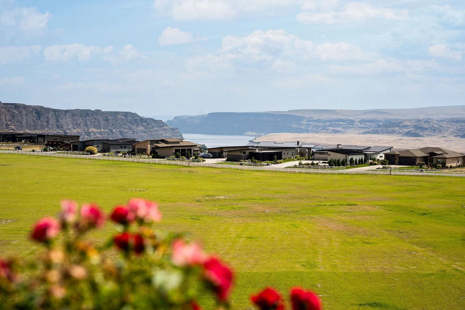 Crescent Bar Homes for Sale | Crescent Ridge Resort