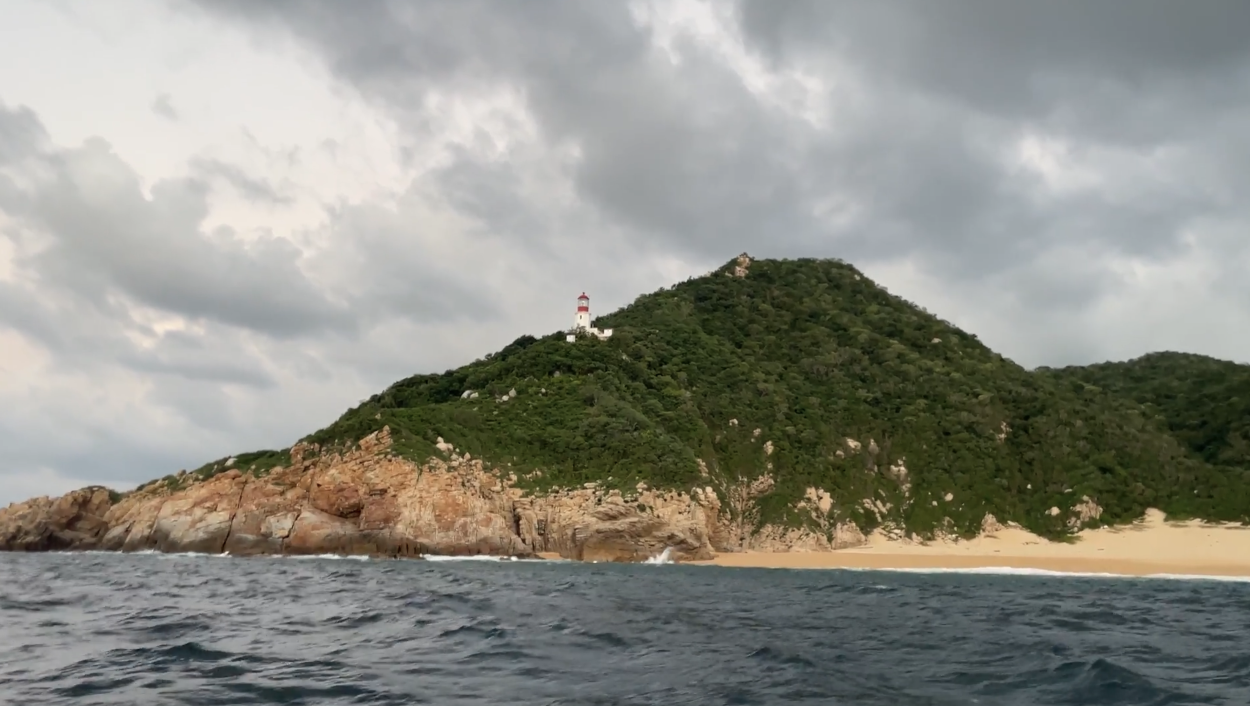  Coastal Lighthouse Hike 
 
A scenic hike to a historic lighthouse with sweeping ocean views. The walk itself is part of the adventure, offering a rewarding perspective of the coastline and surrounding landscape.