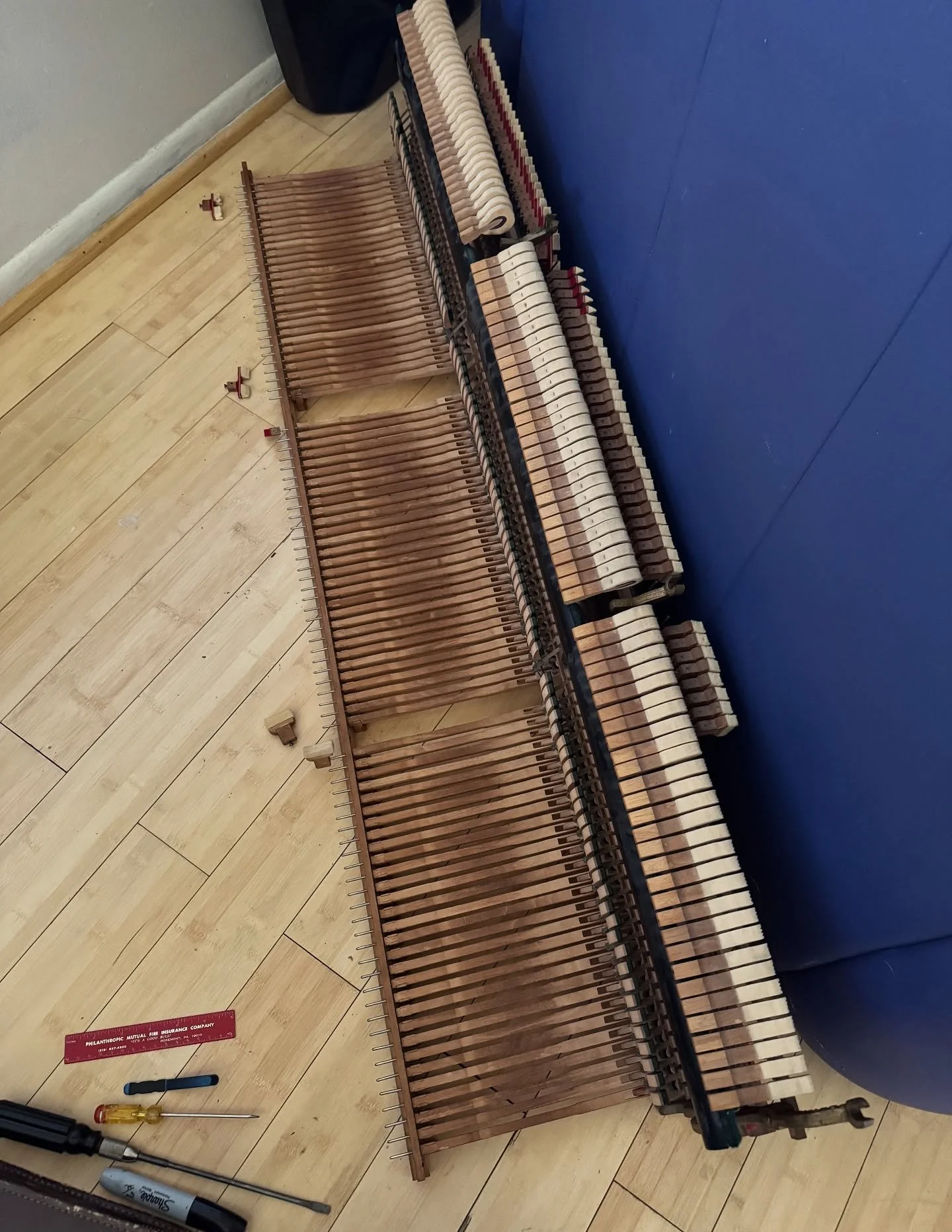 Doing some repairs on this Baldwin Acrosonic spinet action 🎹