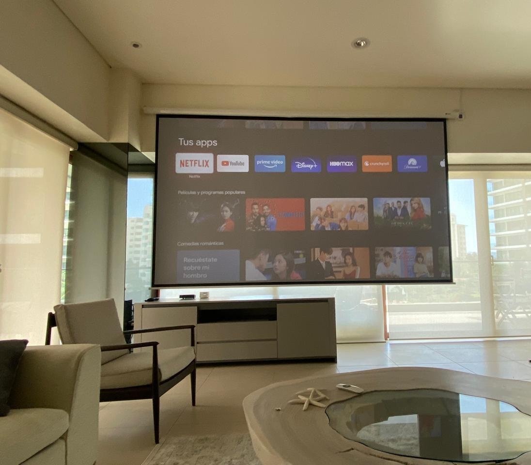 motorized screen projector