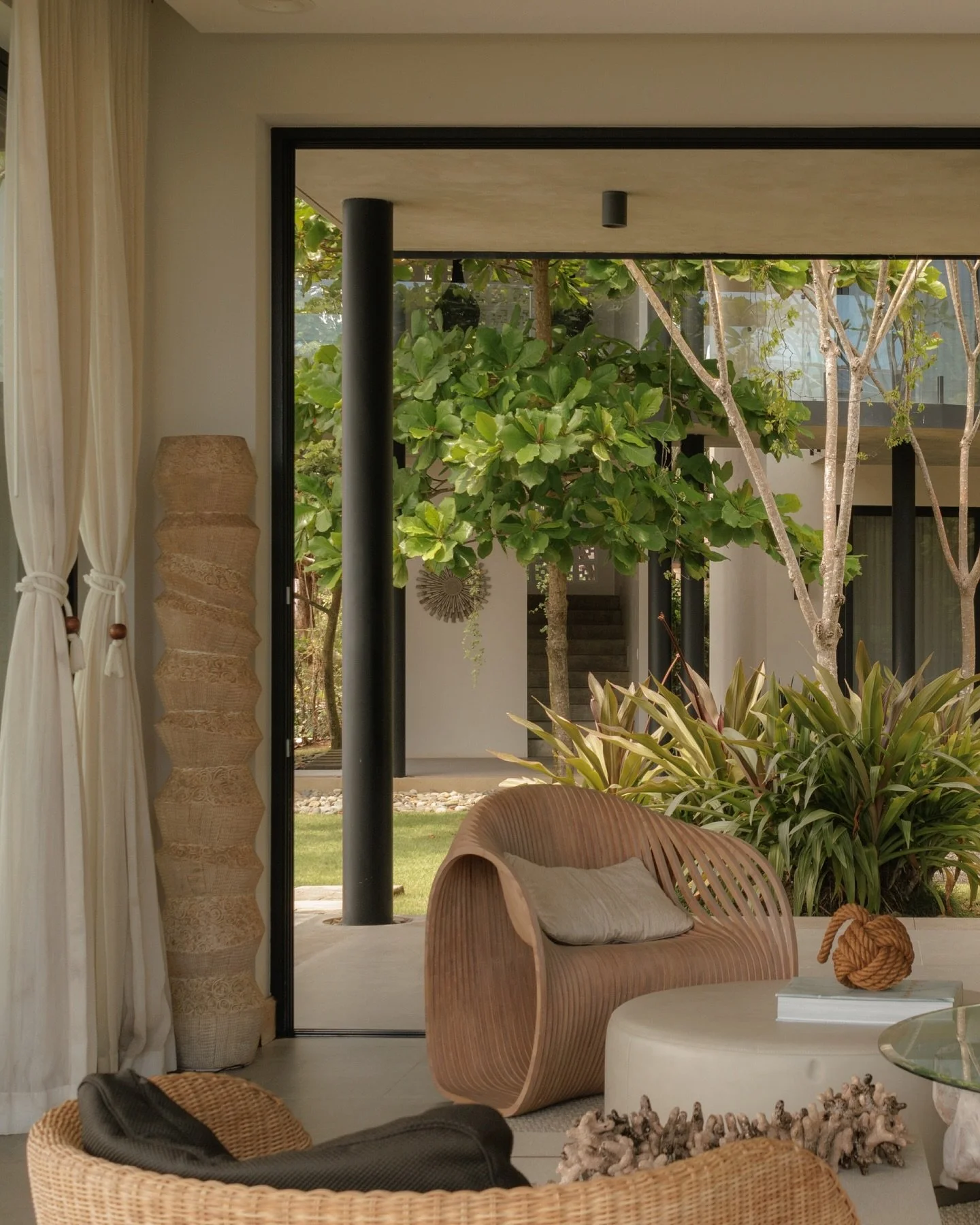 Casa MRTO por @garnierarquitectos 
.
.
.
.
#architecturephotography #admagazine #archidesign #archaddicts #archilovers #architectanddesign #archidaily