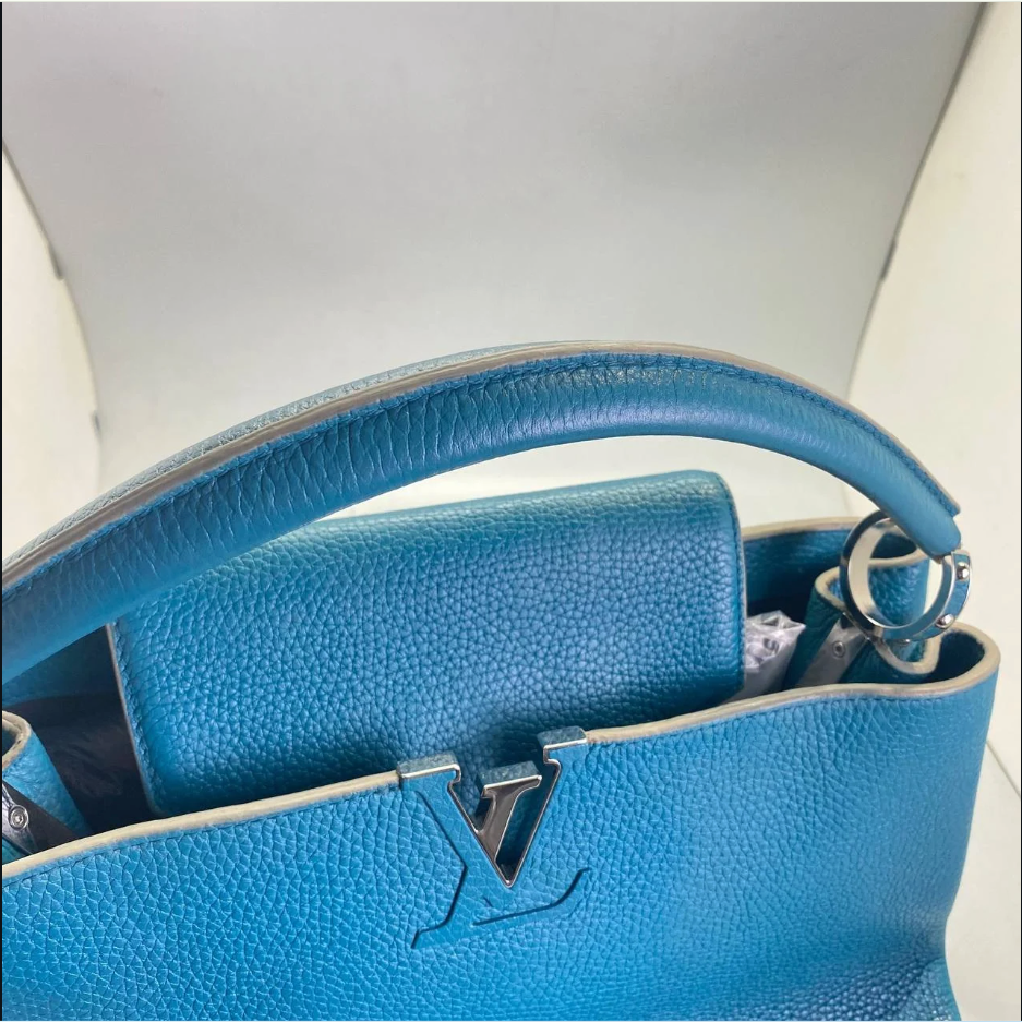 Louis Vuitton Capucines Top.png