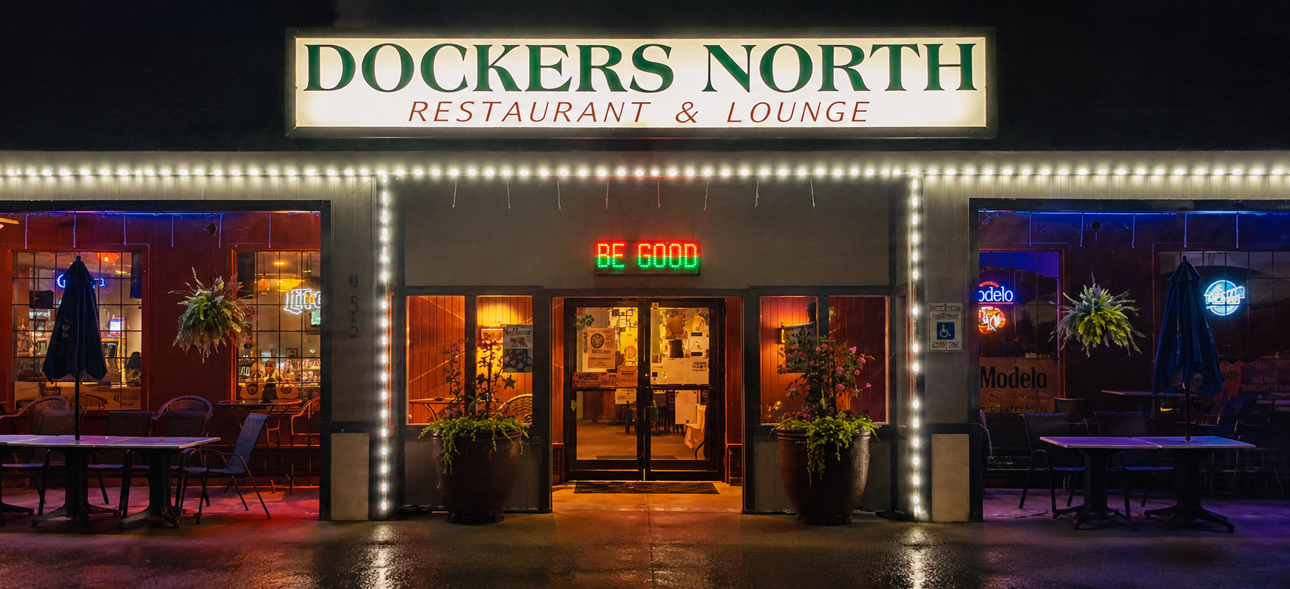 Dockers North Restaurant Exterior