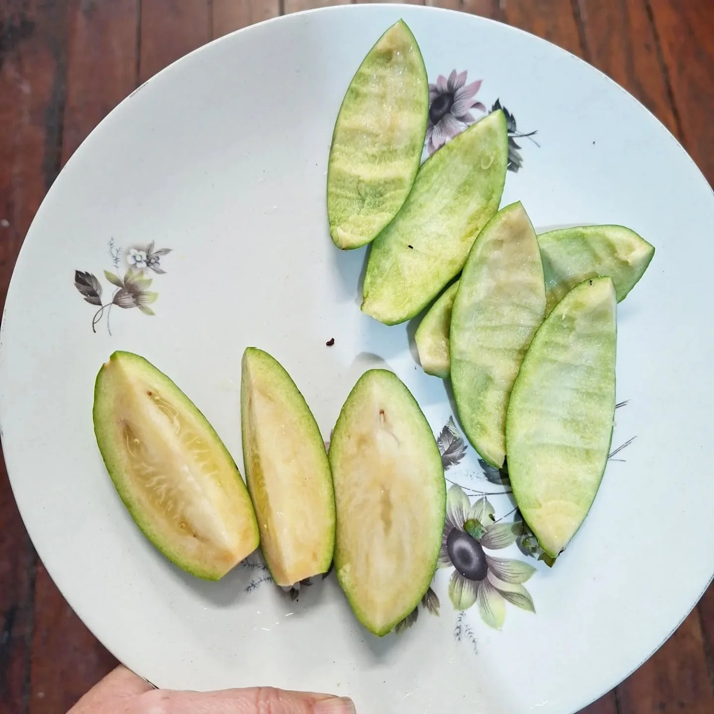 Today years old when I realised there was more than one way to cut/eat a feijoa. 
Mind blowing. Totally different eating experience. 
Sorry feijoa haters, it doesn't change the flavour.