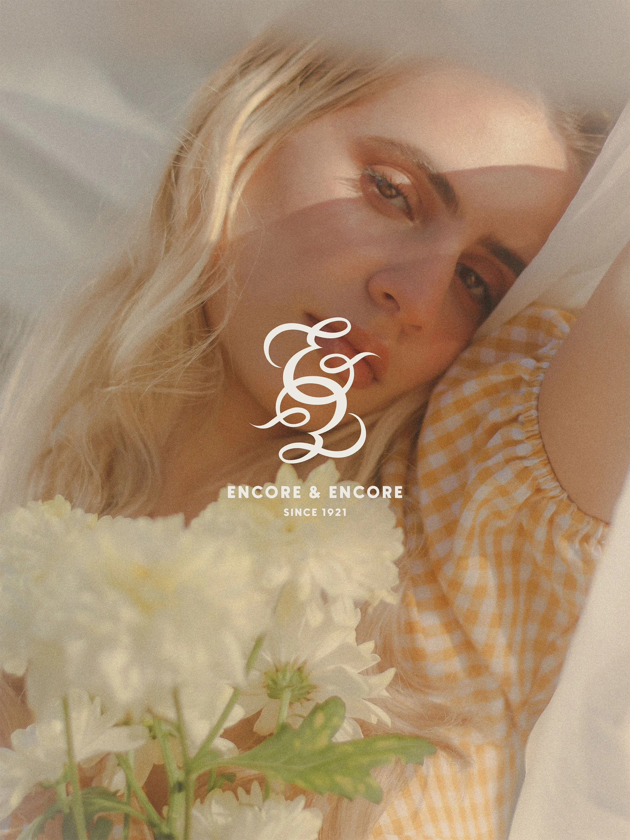 parfum-cosmetique-luxe-chic-logo-identité visuelle-1.jpg