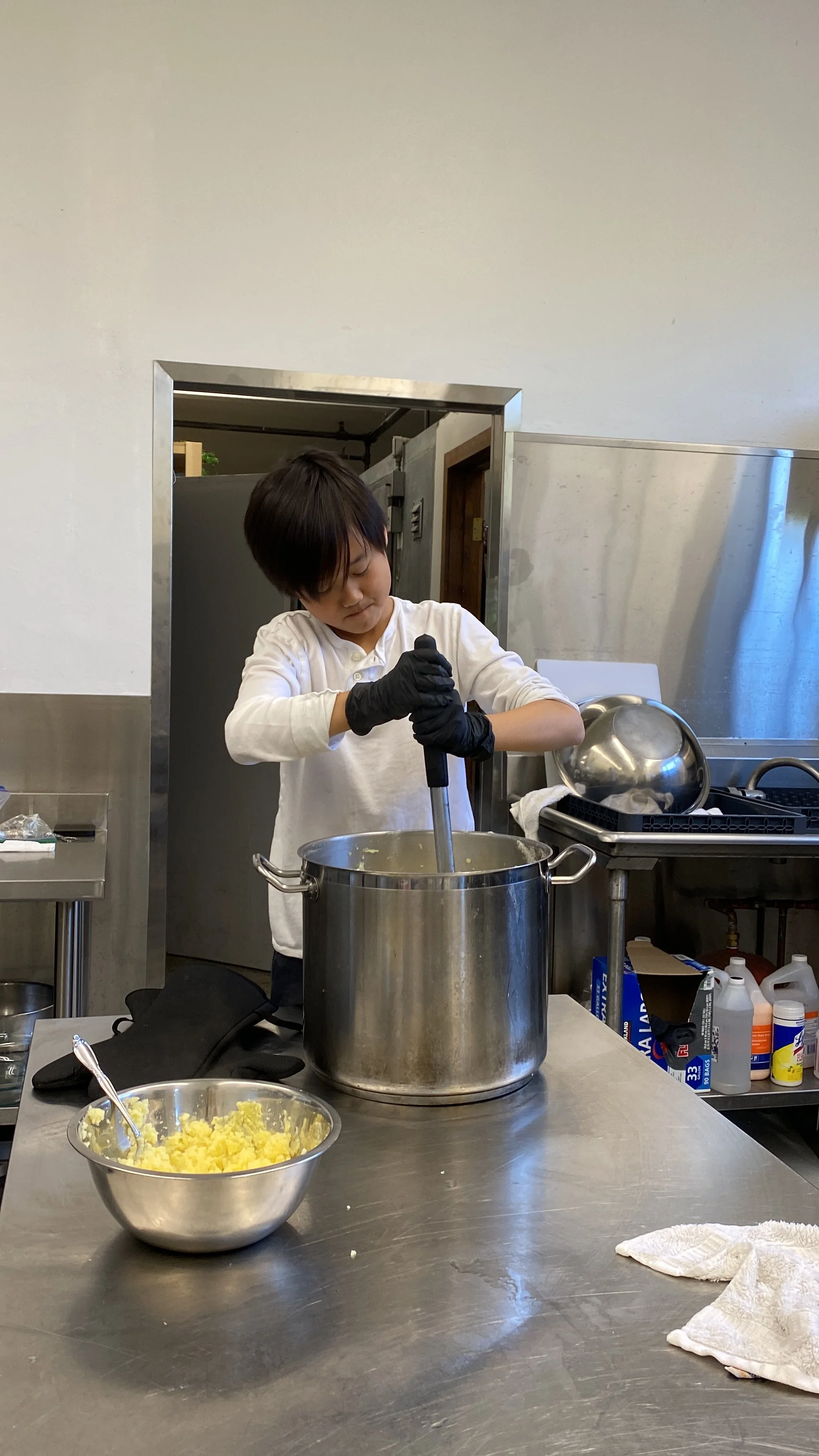 06-RealWorld-FH-work-2022-mash-potatoes.JPG