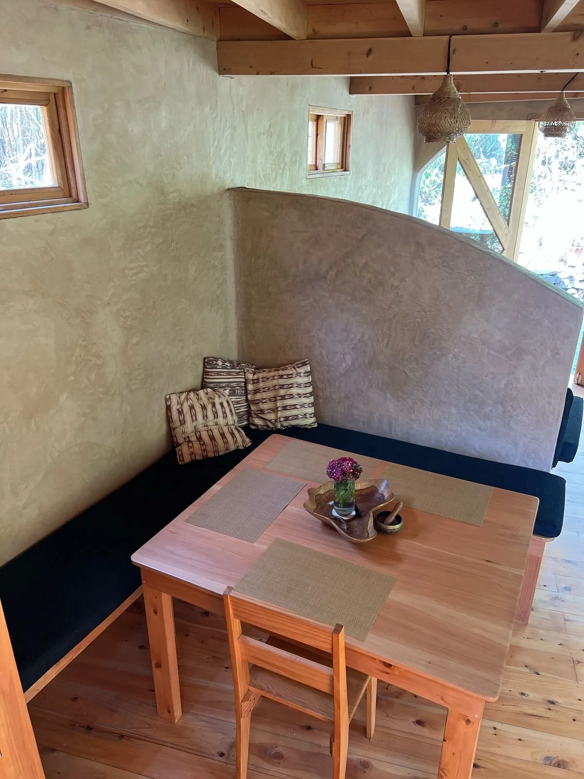 PHOTO-2025-04-17-08-20-52 3.jpg