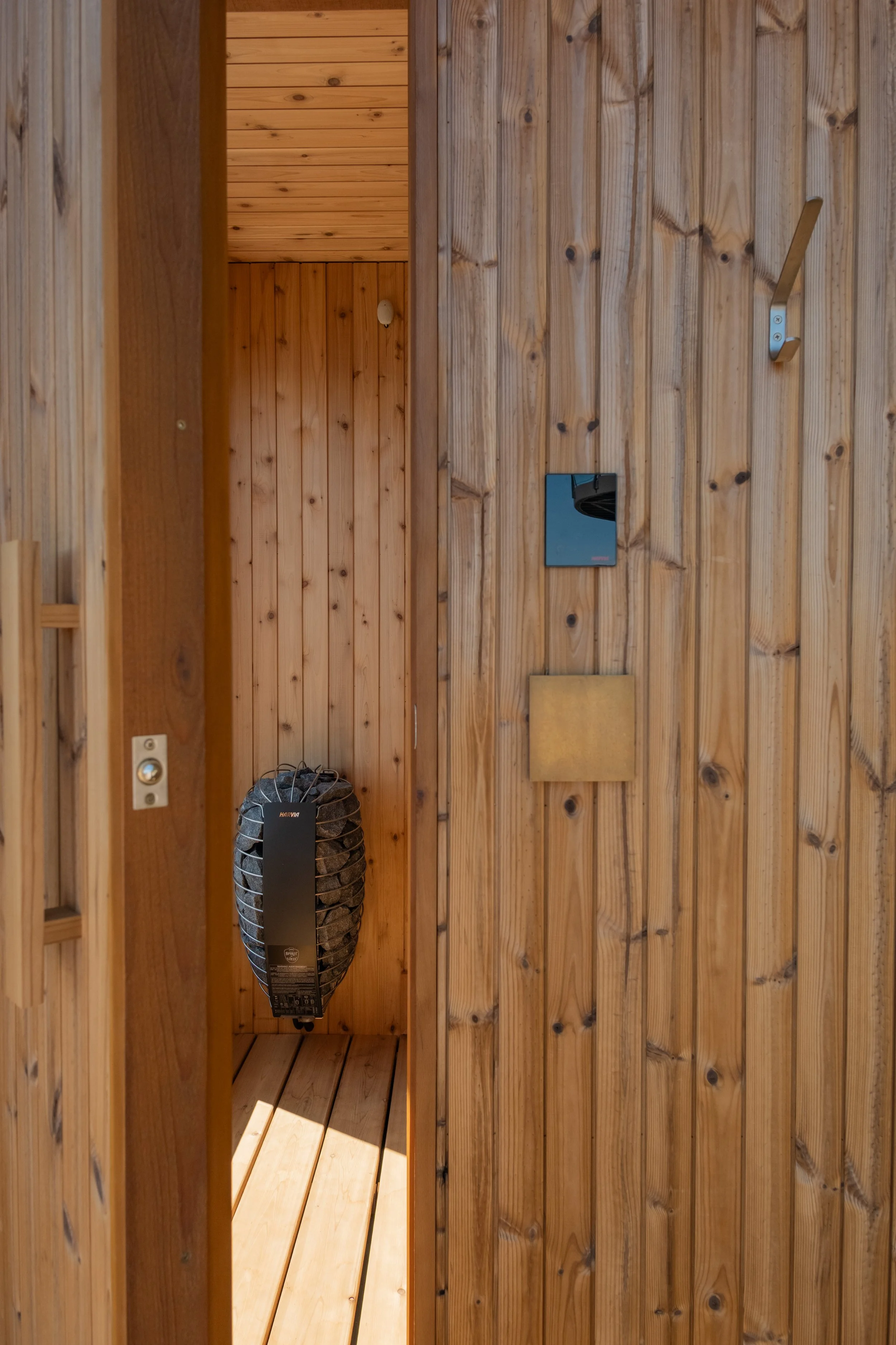taylor cres-5.jpg