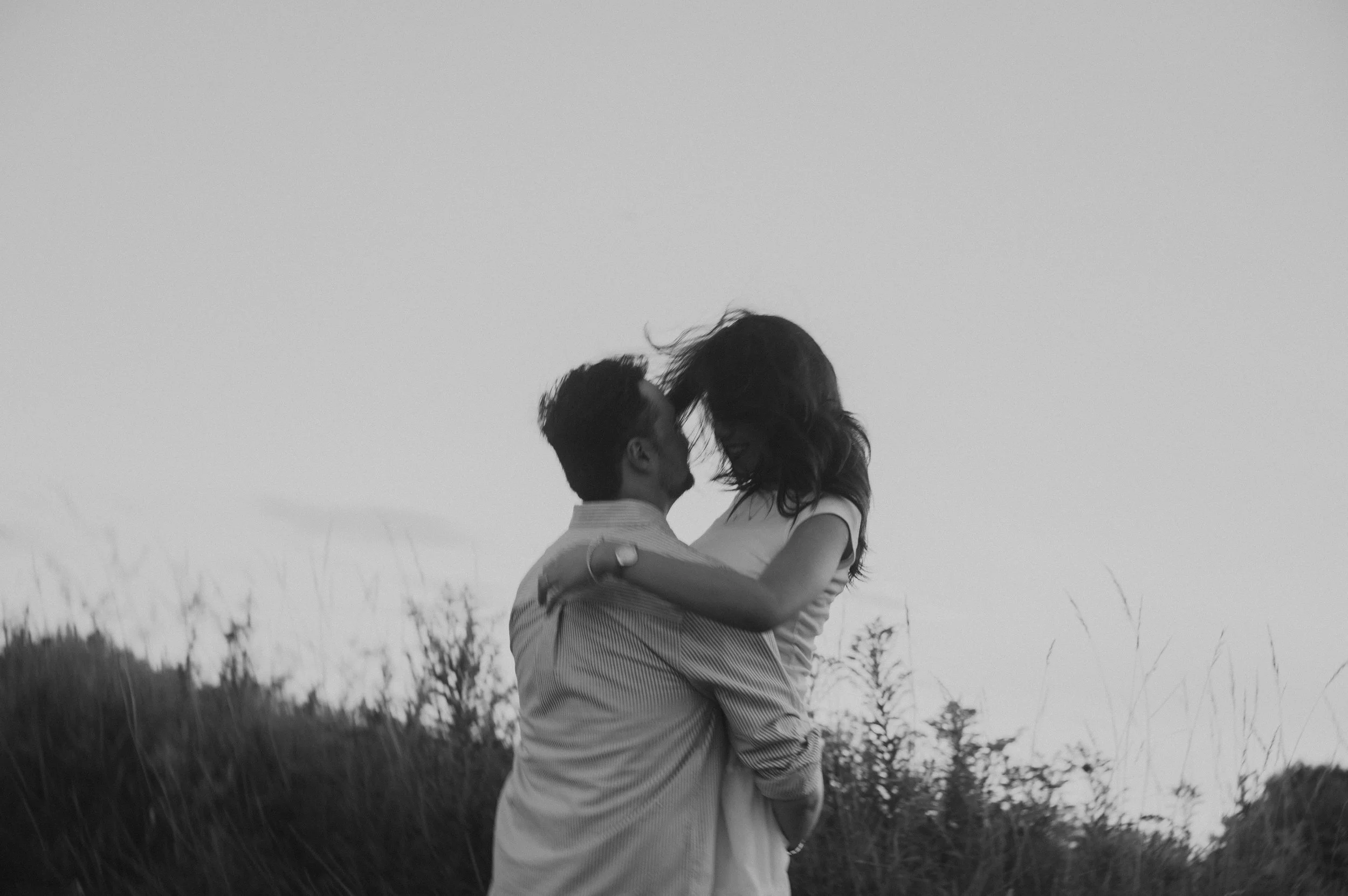 TiffanyEngagement-73 copy.jpg