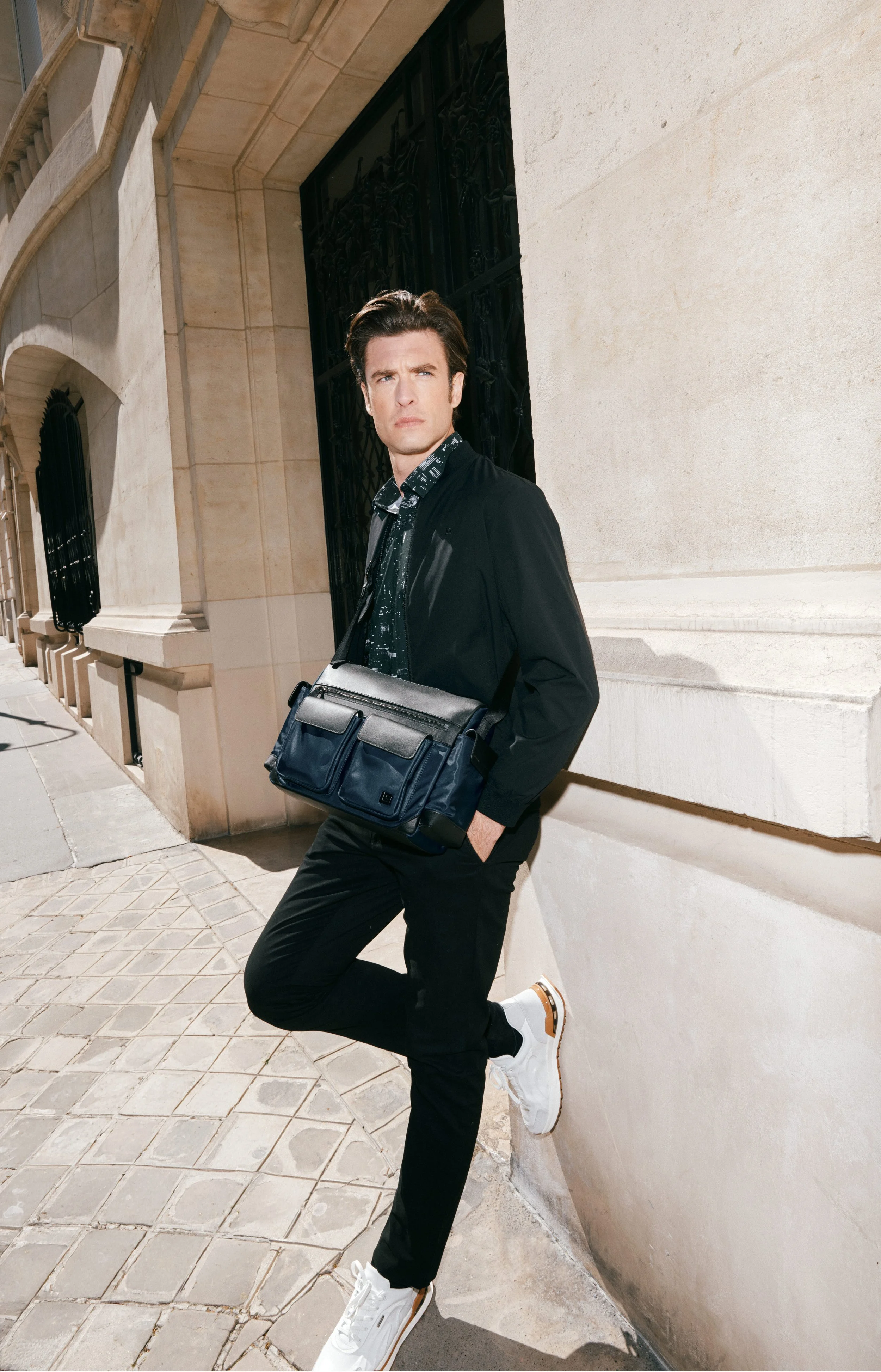 GUY LAROCHE_FW26_MENS CASUAL WEAR & BAG_260421-GLR11166_300dpi_F39.jpg