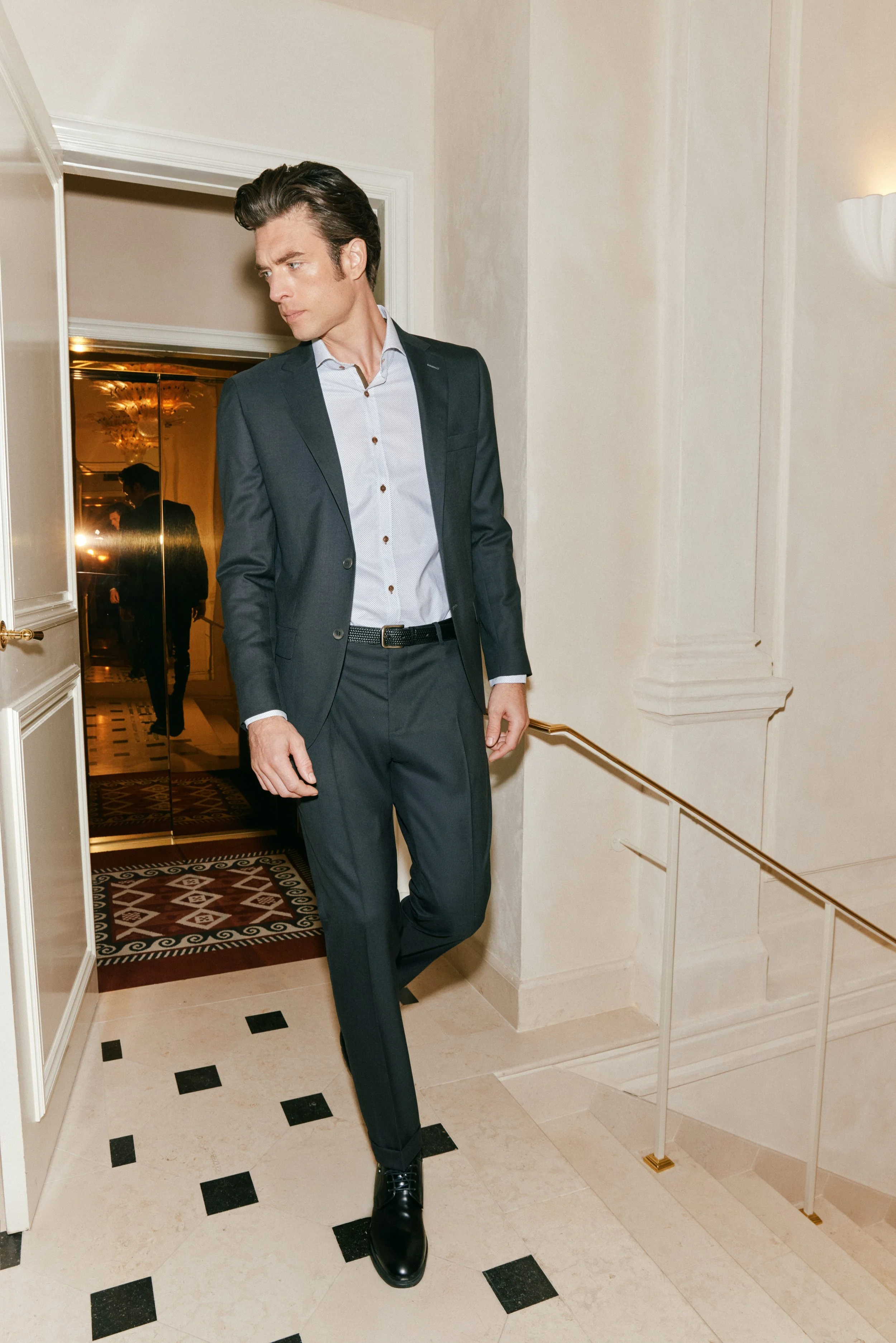 GUY LAROCHE_FW26_MENS SUIT 1_260421-GLR10552_300dpi_F39.jpg