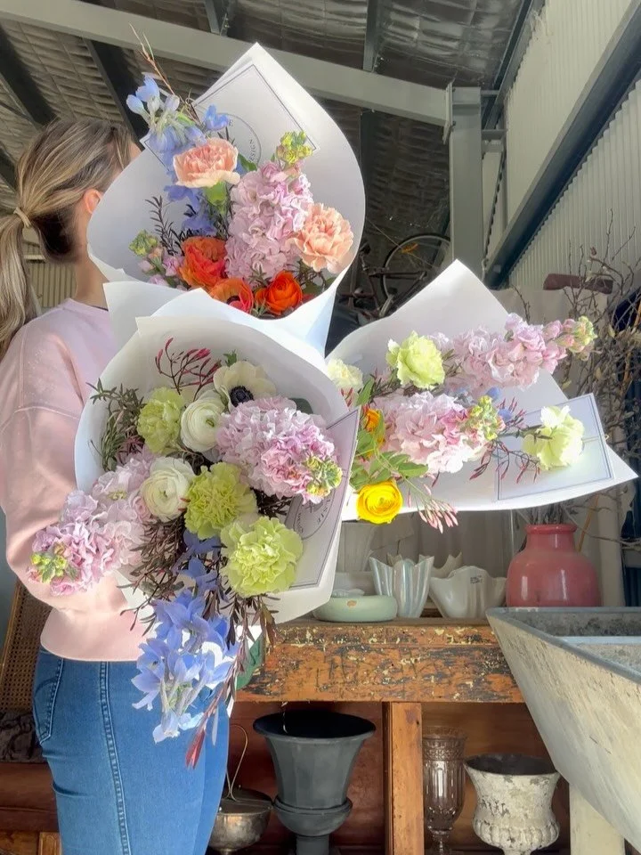 Our handcrafted garden style bouquets🌸🌸🌸
Filled with beautiful spring flowers, they are the perfect way to brighten your home or surprise someone special. Shop online www.chelsiefloraldesign.com.au or send me a message to secure your bunch. 🌼🌼🌼