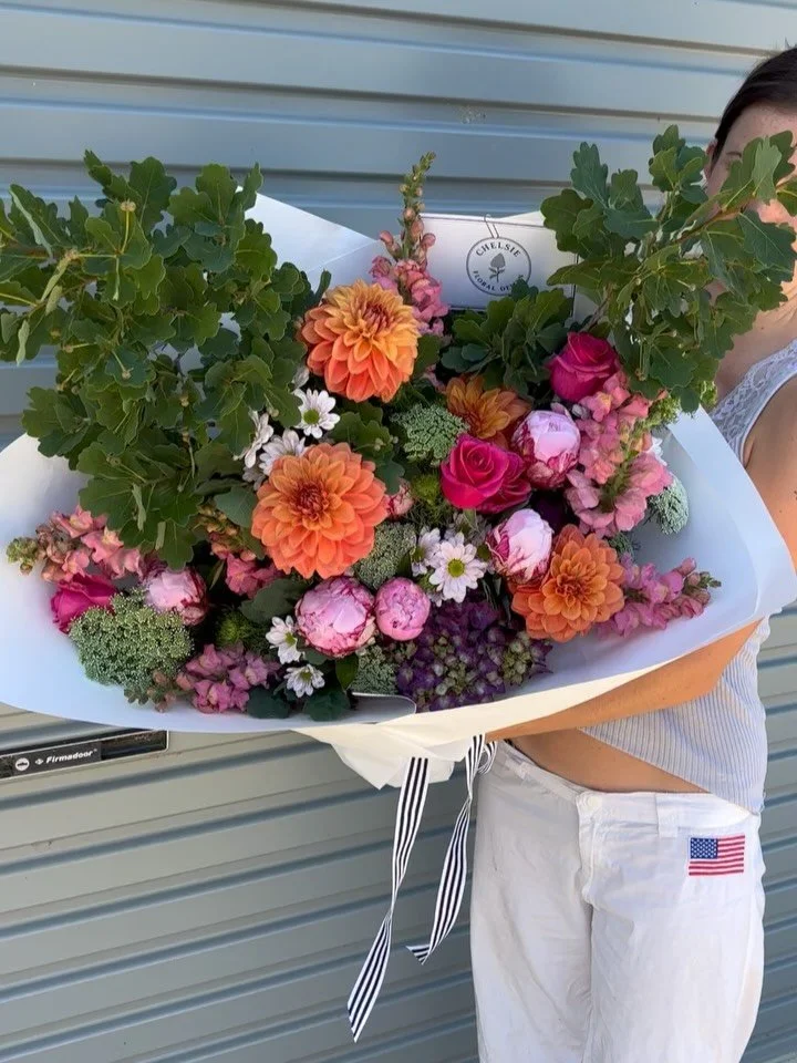 I&rsquo;m back tomorrow! 🌸
Chelsie Floral Design is open for business and ready for orders.
Order online or message me to secure your arrangement.🌸🌸🌸