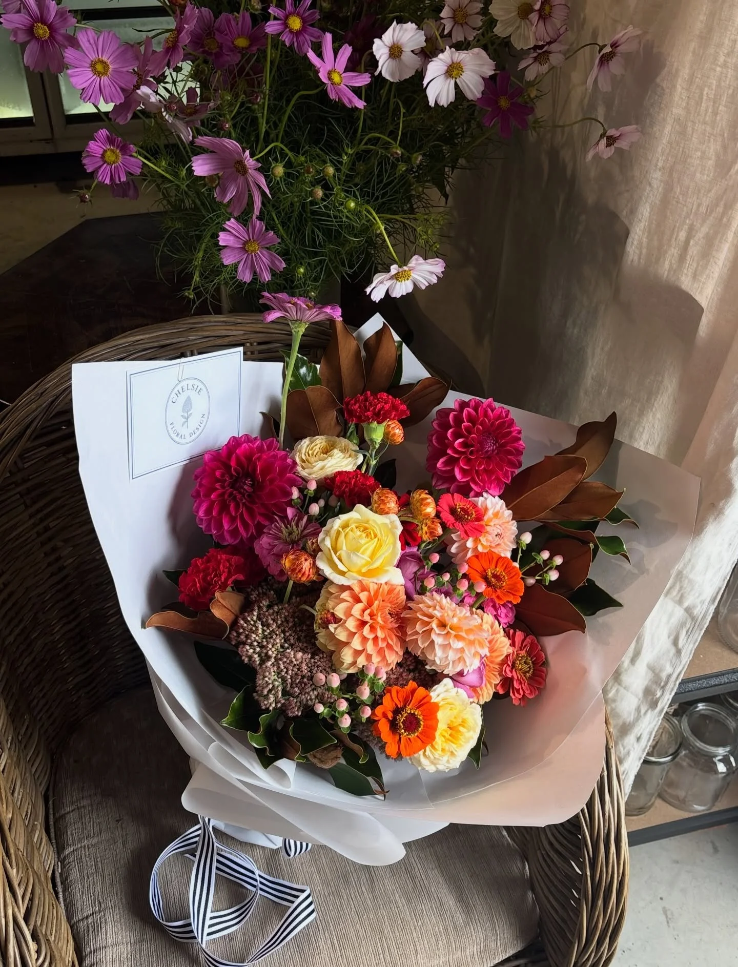 Easter arrangements available @pembertonpantry tomorrow and Saturday 🌸🌸🌸
8am&ndash;12:30pm
Pop in for a coffee and grab one for your Easter table, limited availability. ☕️🌸☕️🌸