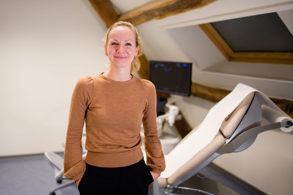 Portrait of Dr. Esther van Barneveld