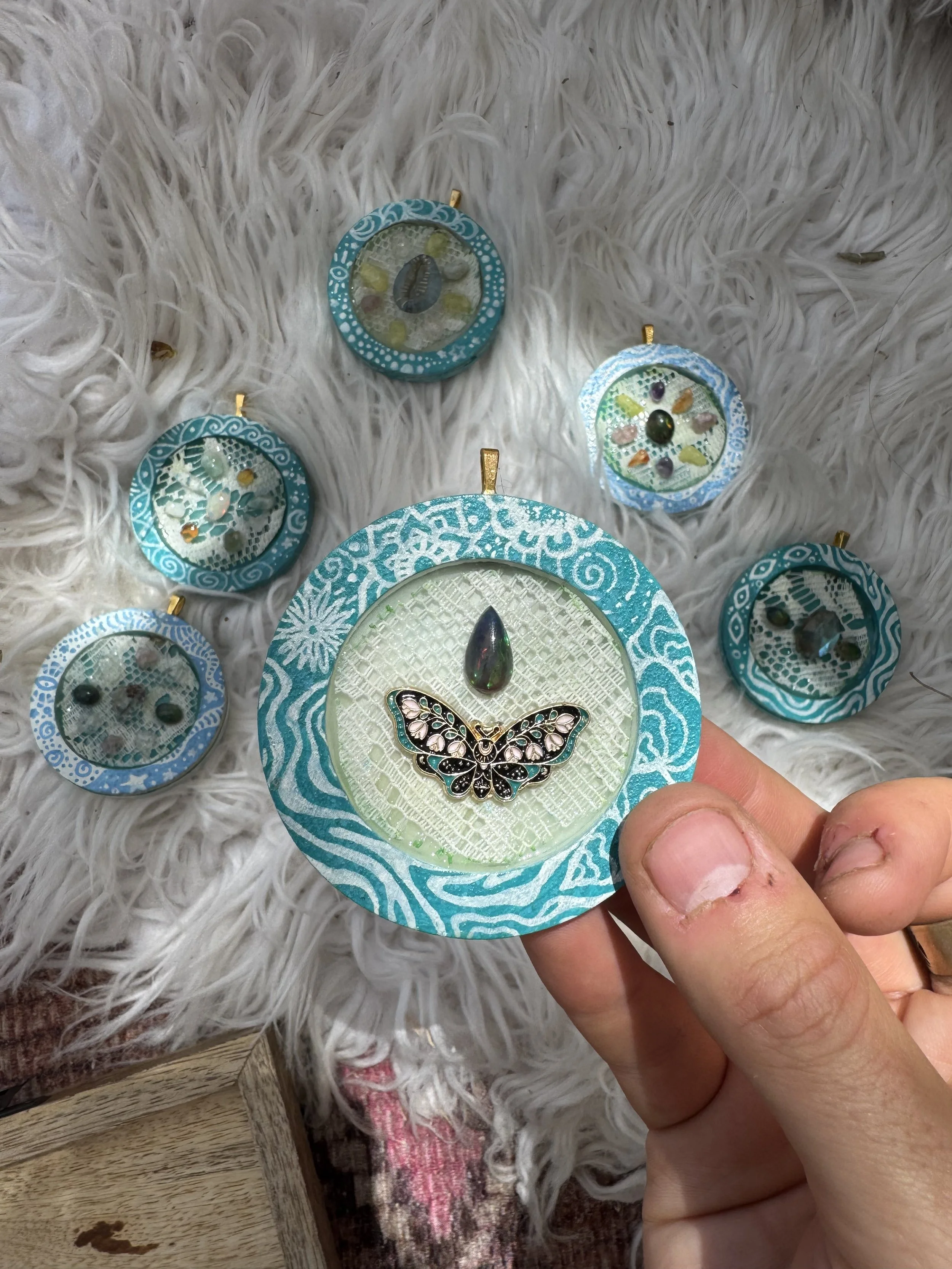 Portal Pendant