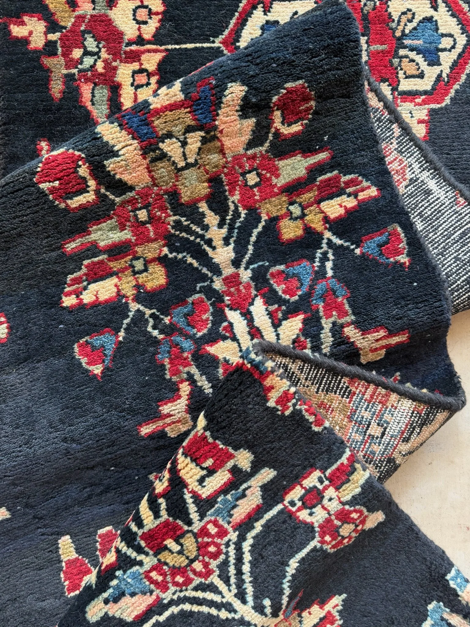 Inkfield Arbor | 1’10 x 8’10