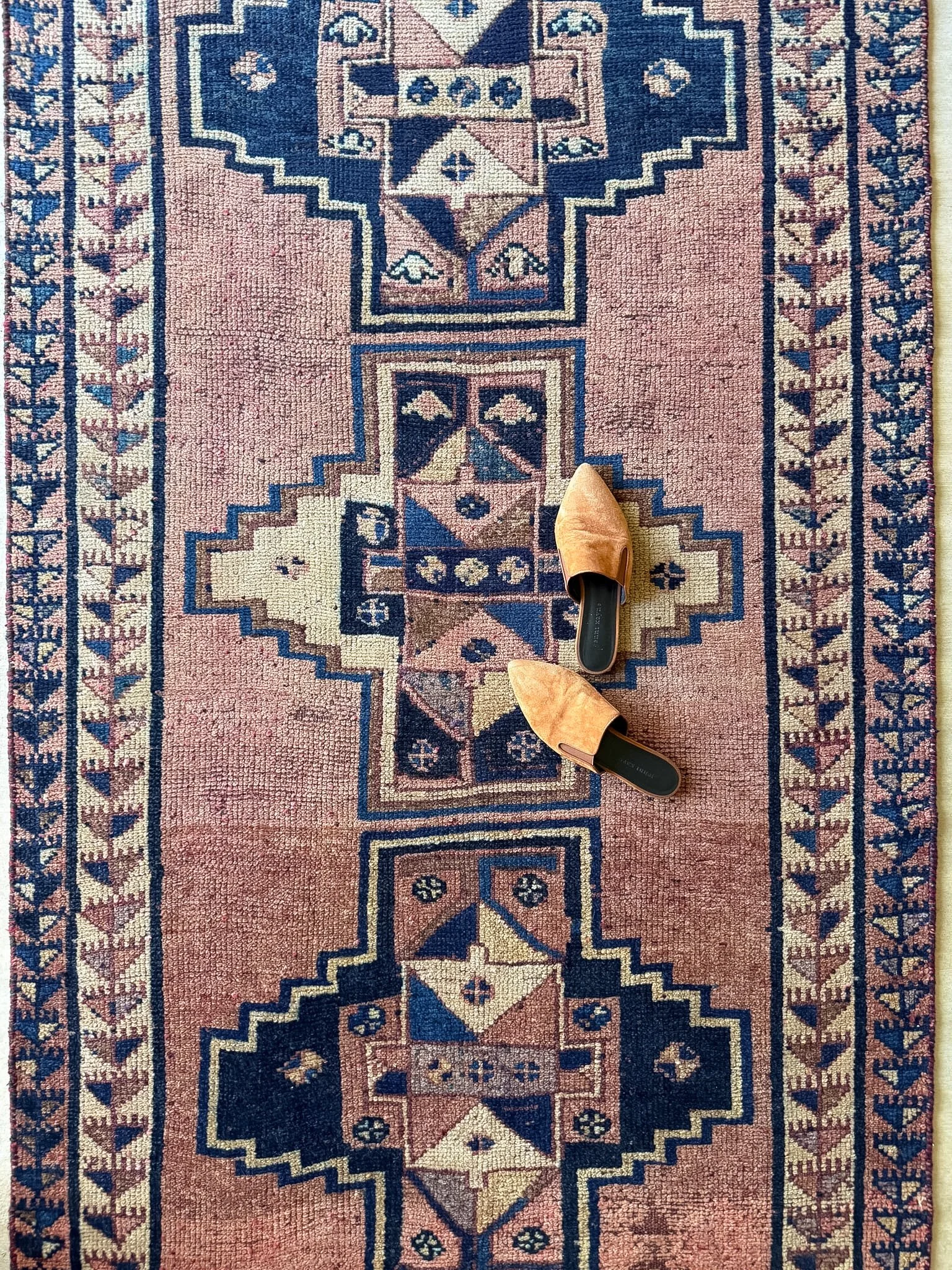 Sandalwood Blush | 4' x 11'11