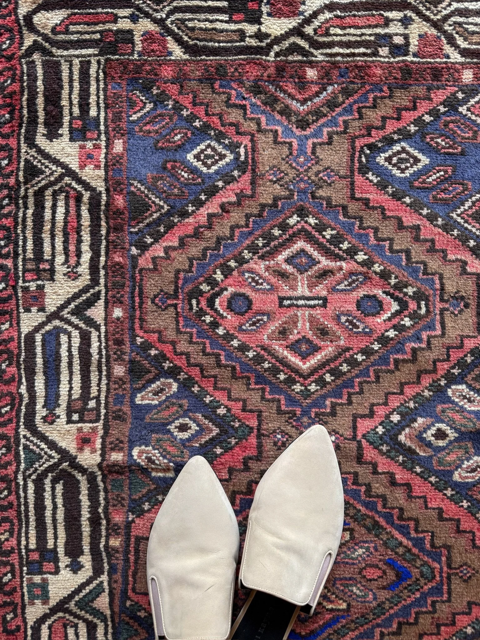 Cobalt Groove | 2’4 x 3’10