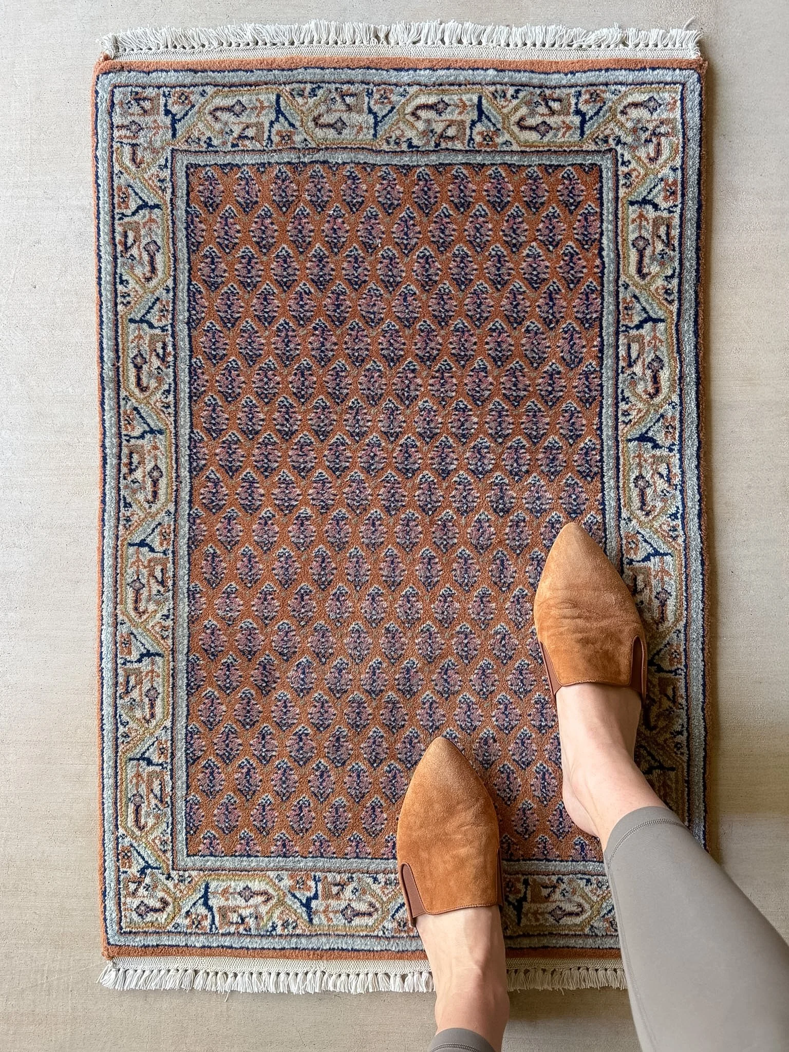 Rosalie Linen | 2' x 3'2