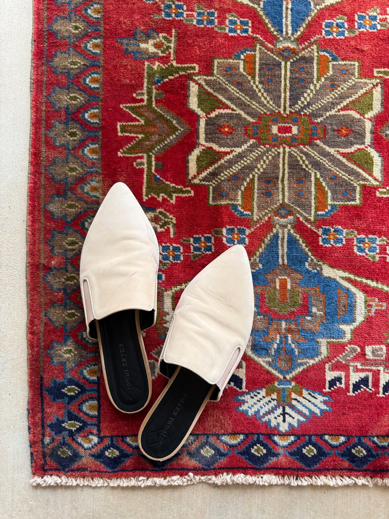 Redwood Sigil | 2’2 x 2’11