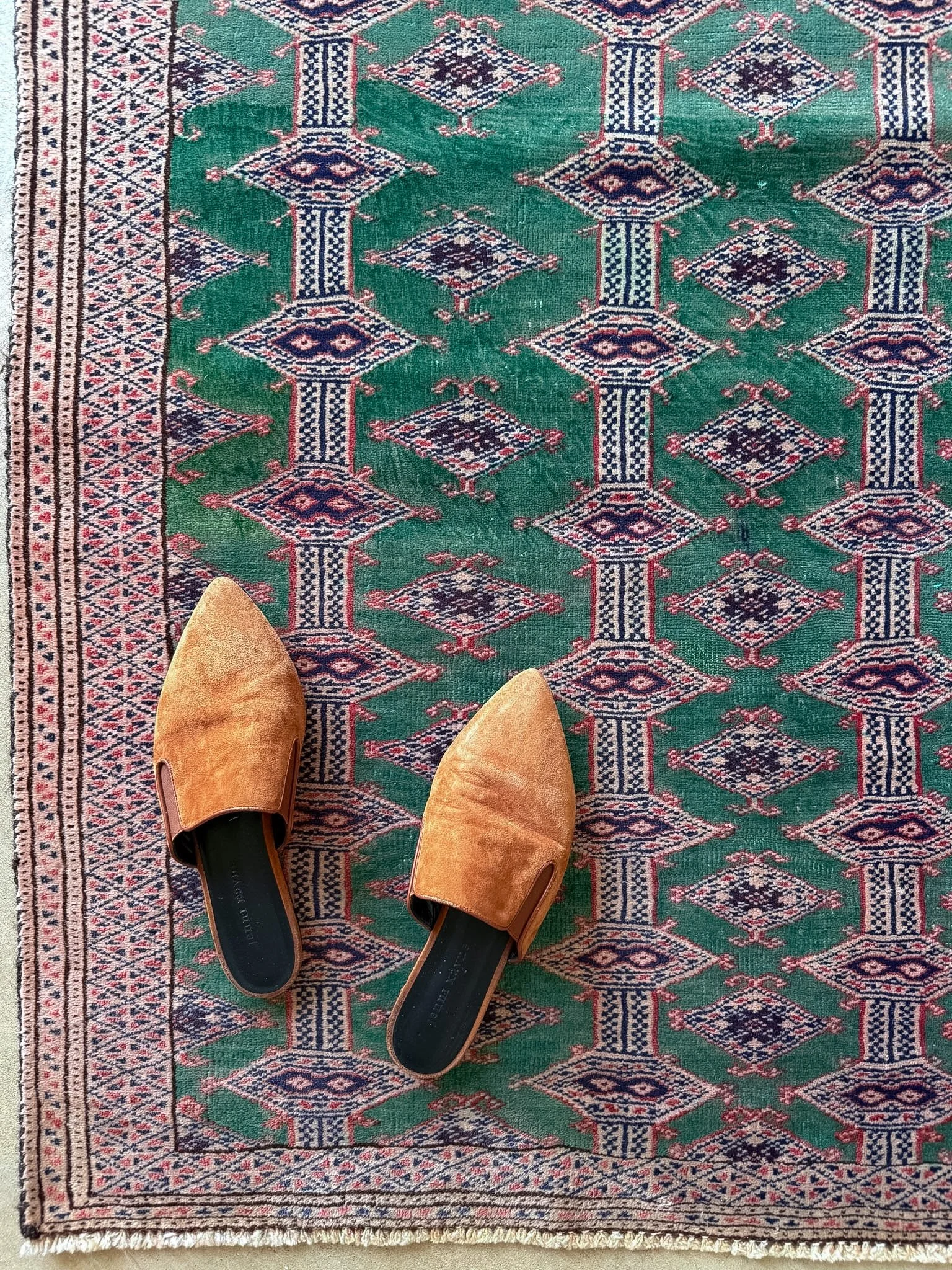 Palm & Proper | 2'8 x 4'3