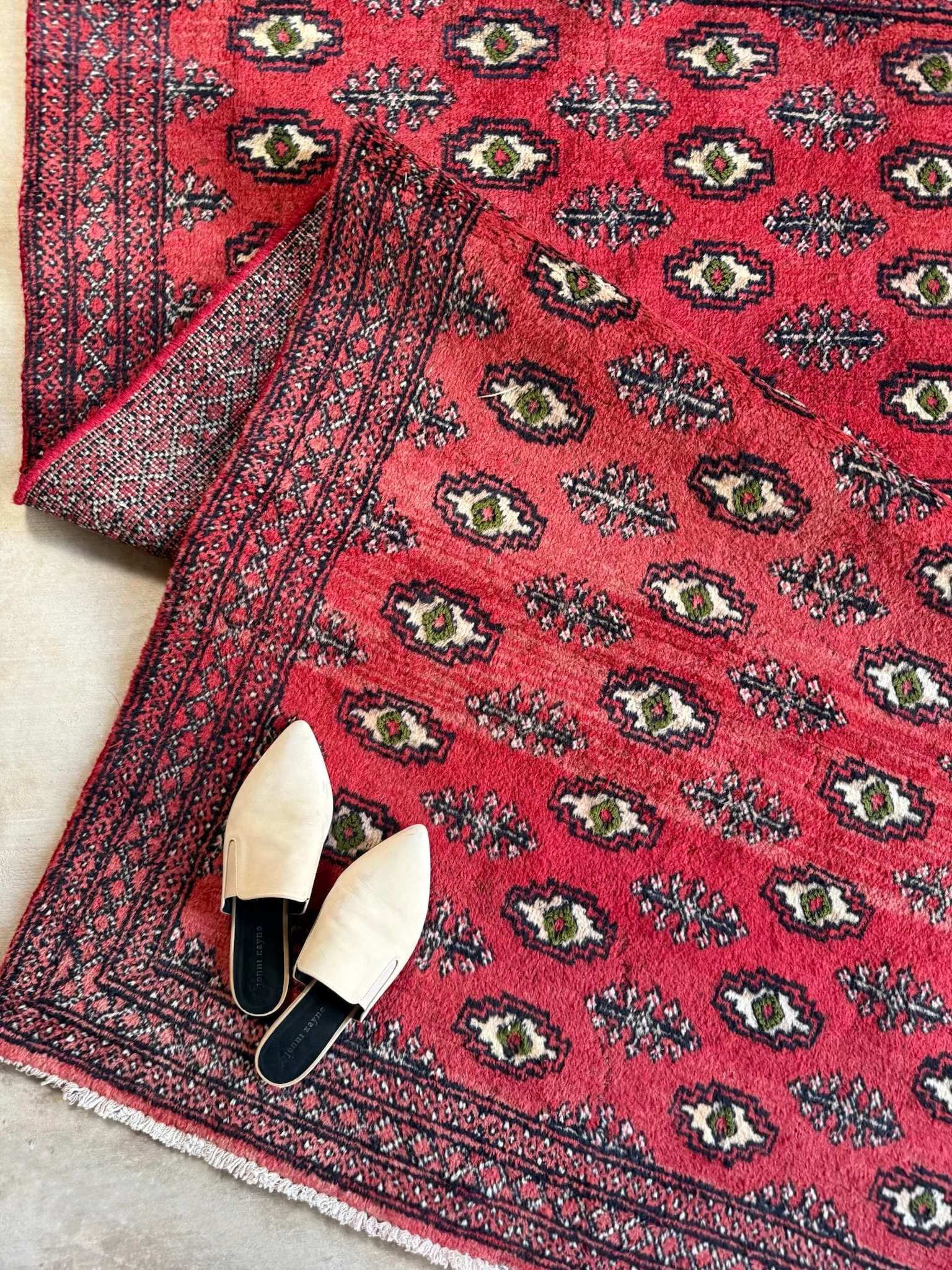 Persian Martini | 3’10 x 7’