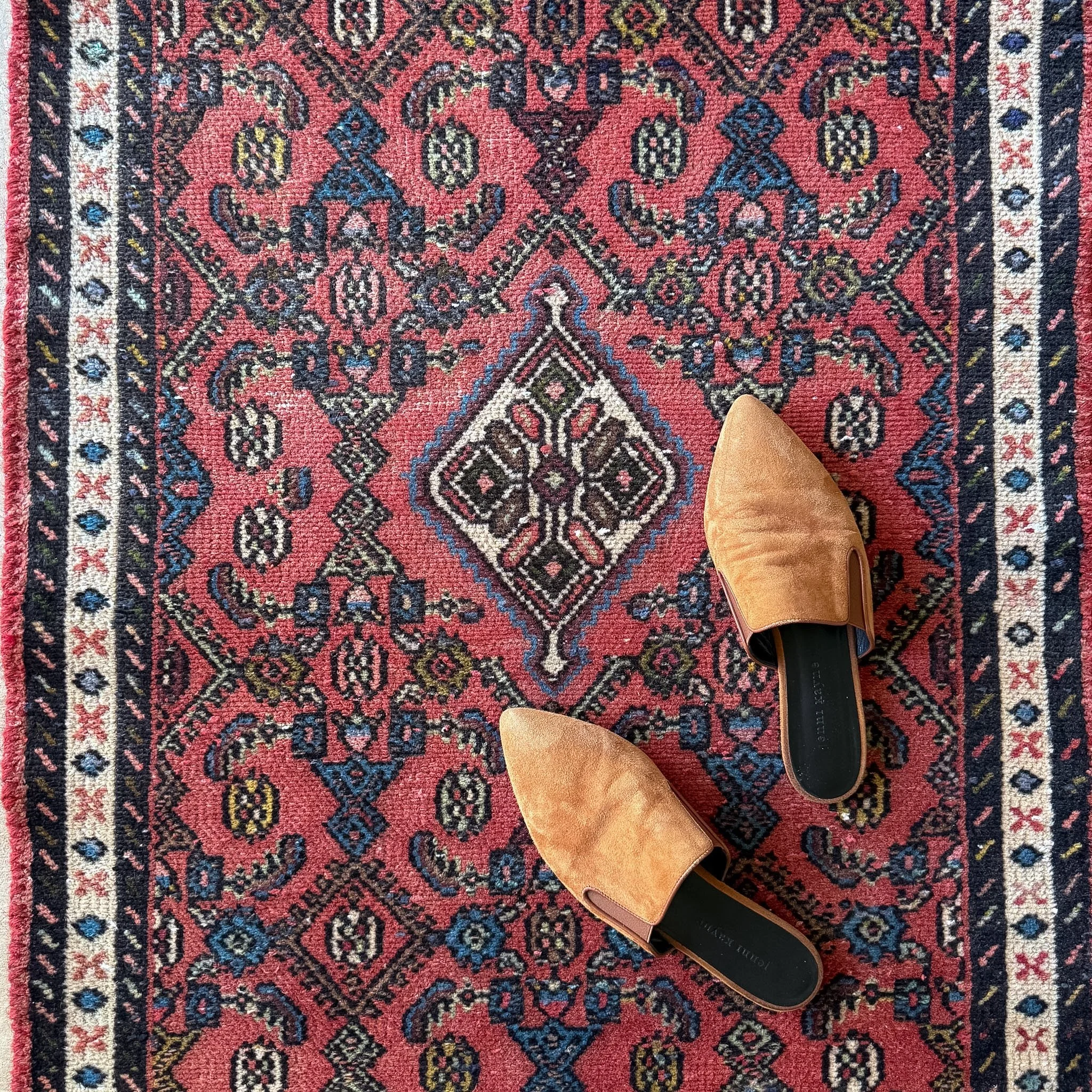 Redbud Cottage | 2'5 x 3'9