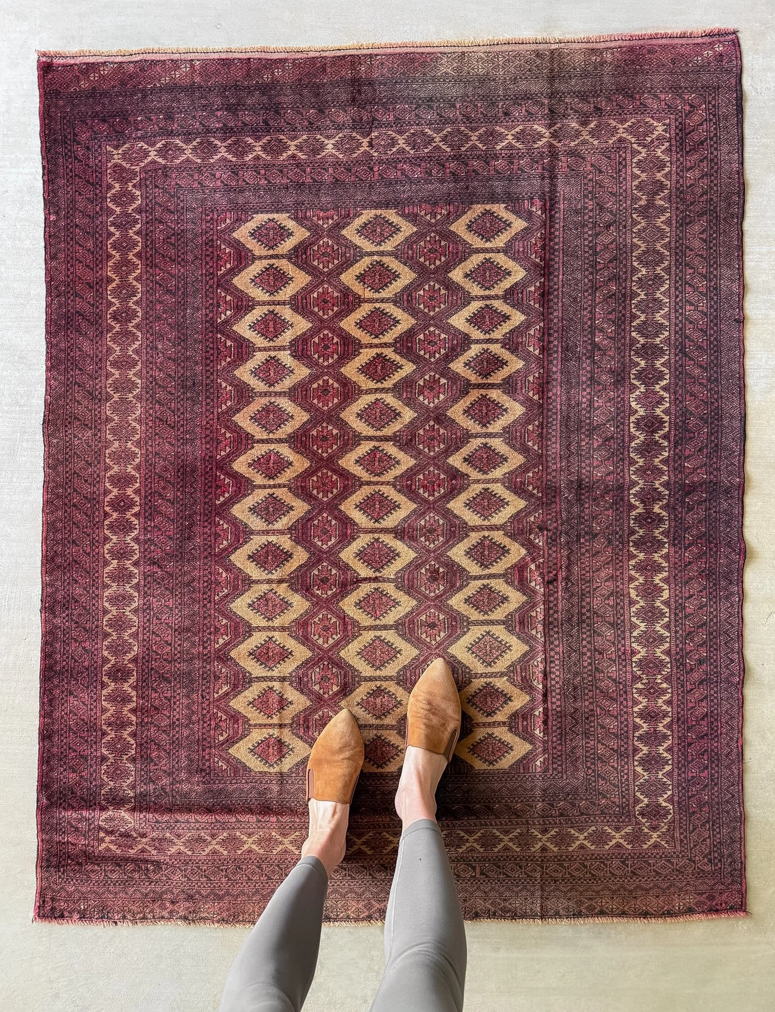 The Smoking Room | 4’3 x 5’4