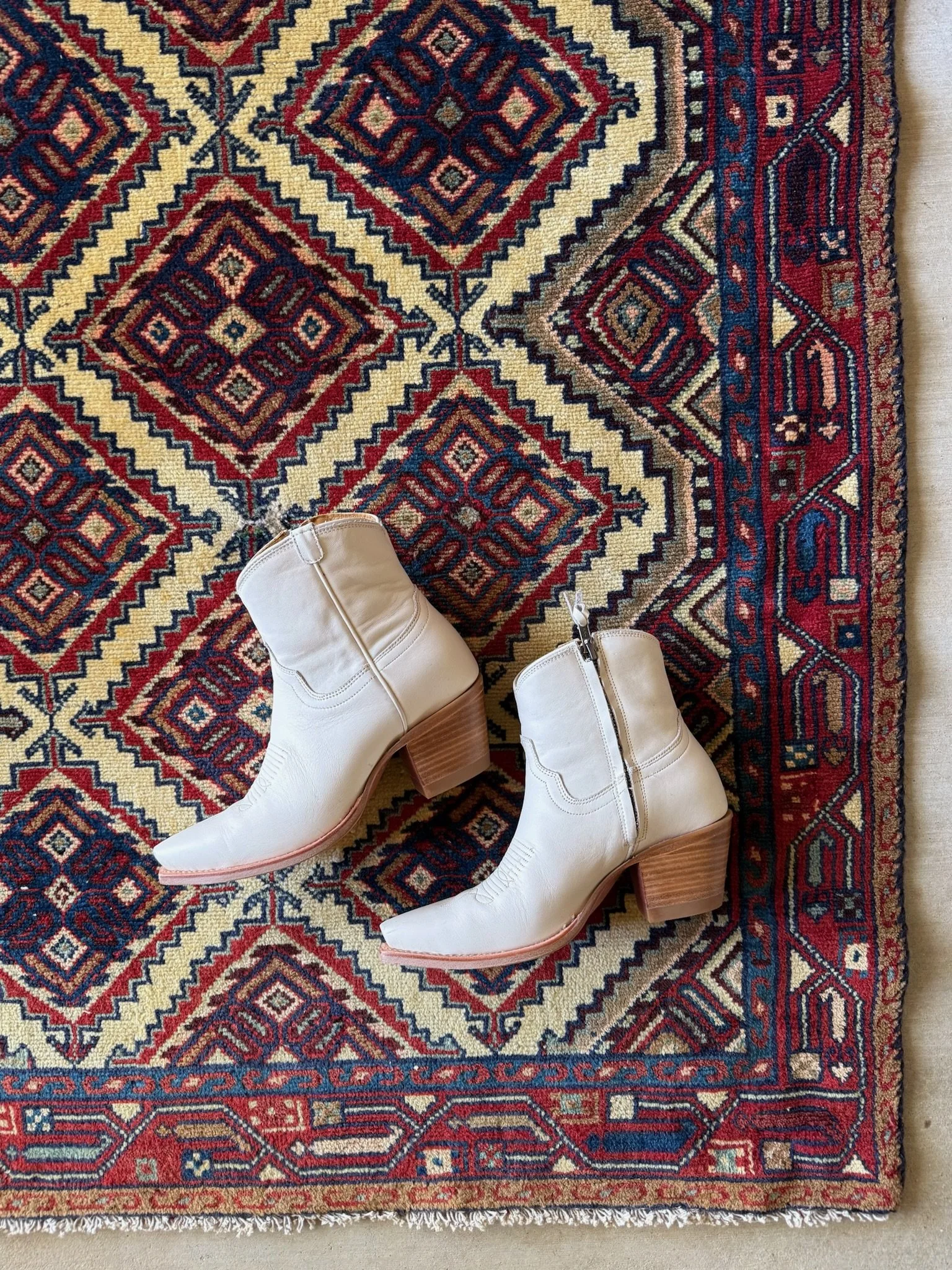 Auburn Lattice | 3’2 x 9’7