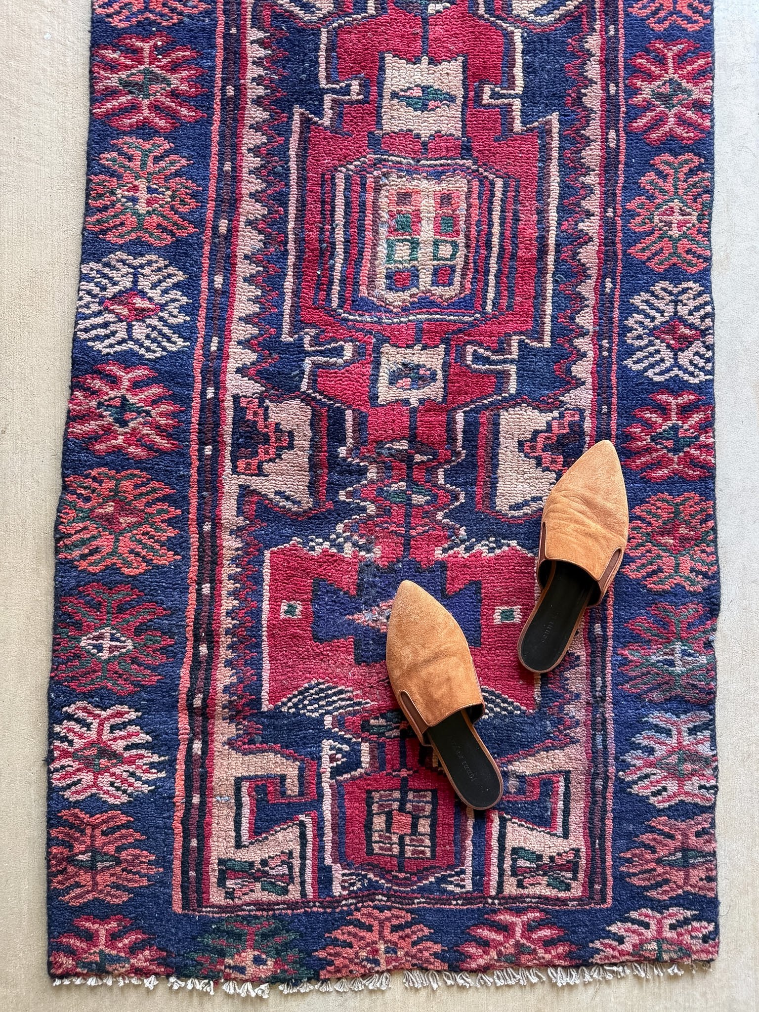 Little Rebel | 2'4 x 6'2