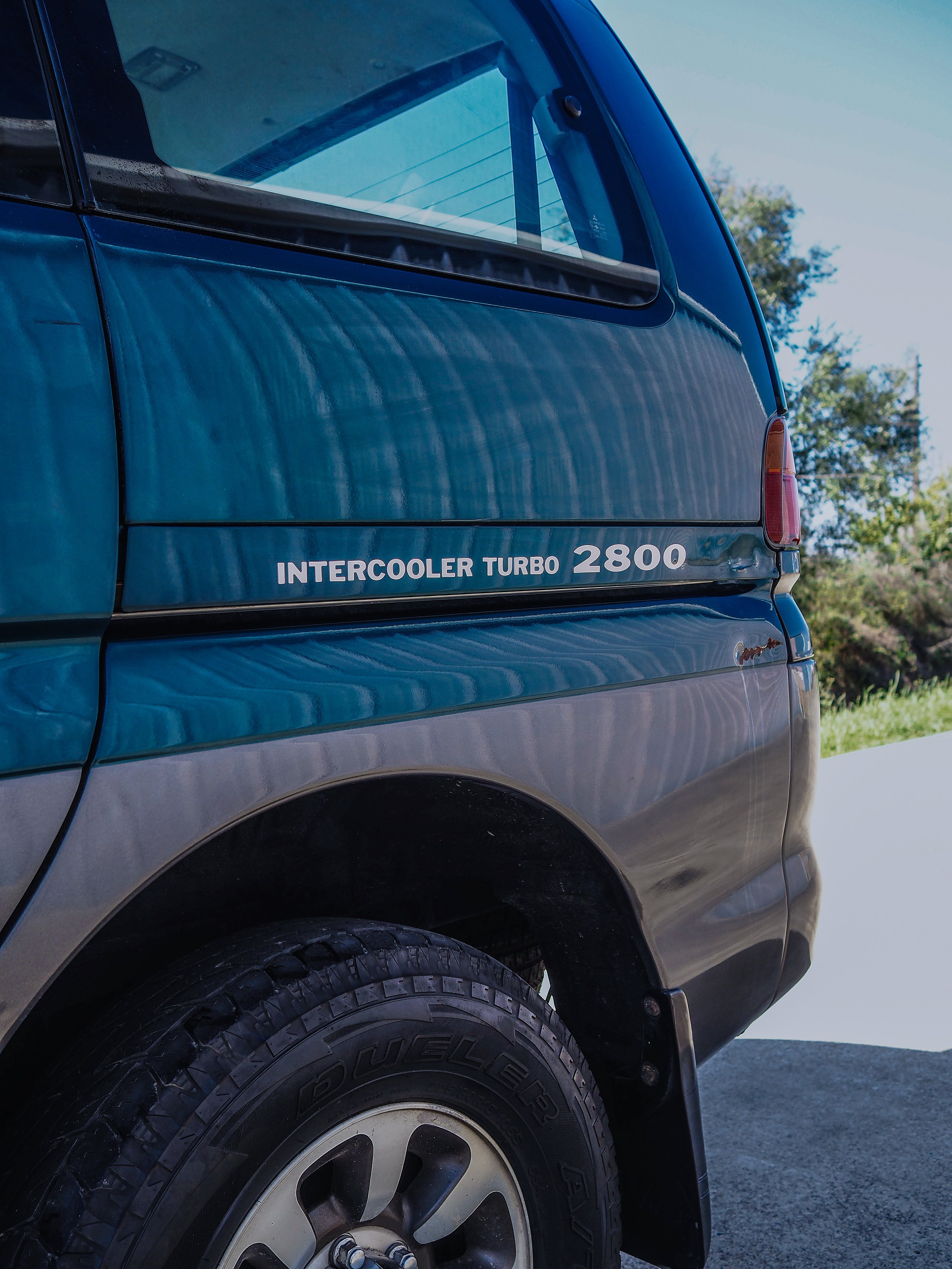 1997 Mitsubishi Delica JDM car for sale — photo 2 of 10