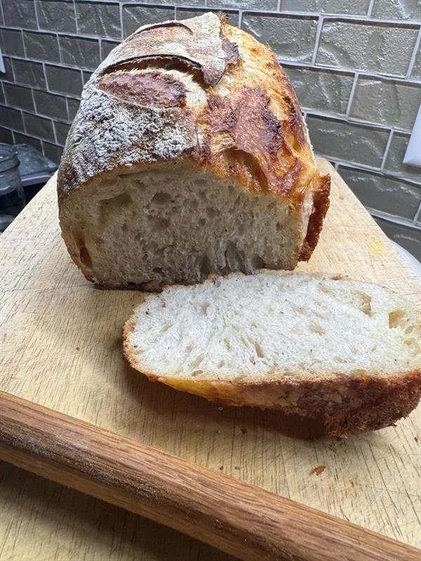 Aged Cheddar & Cracked Pepper