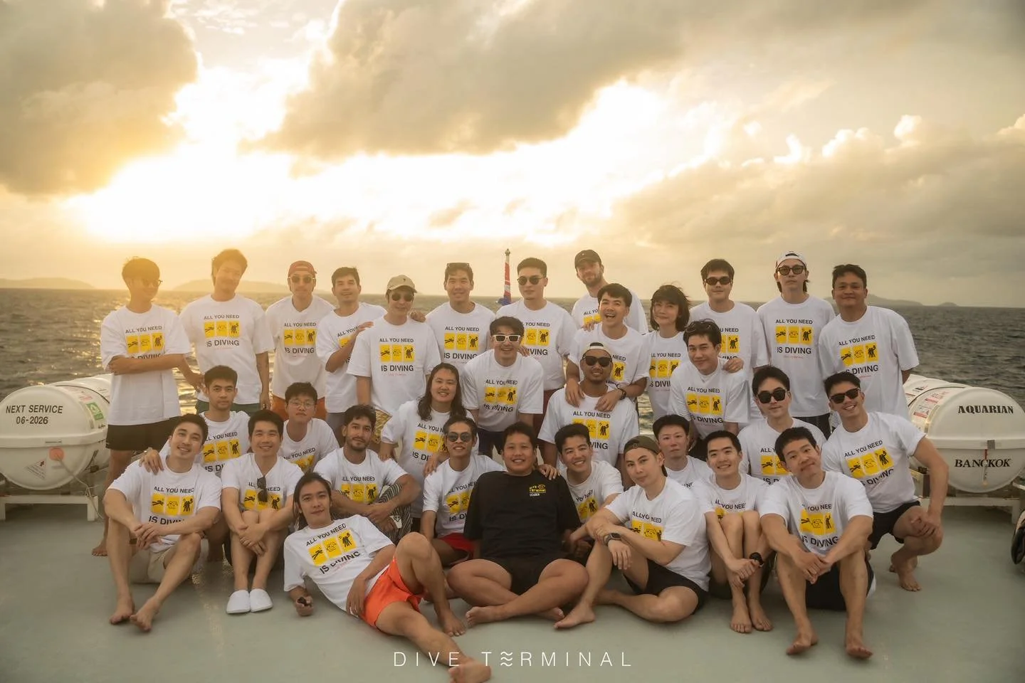 อันดามันเหนือไม่เคยทำให้ผิดหวัง 💦
ทริปนี้ครบทุกอารมณ์ ทั้งสัตว์ใหญ่ ทั้งแสงแดด ทั้งเสียงหัวเราะ
จบทริปนี้แต่ไม่จบใจ &mdash; ทริปหน้าอย่าพลาดจองให้ไว! 🐠
#DiveTerminal #LiveaboardLife #AndamanNorth