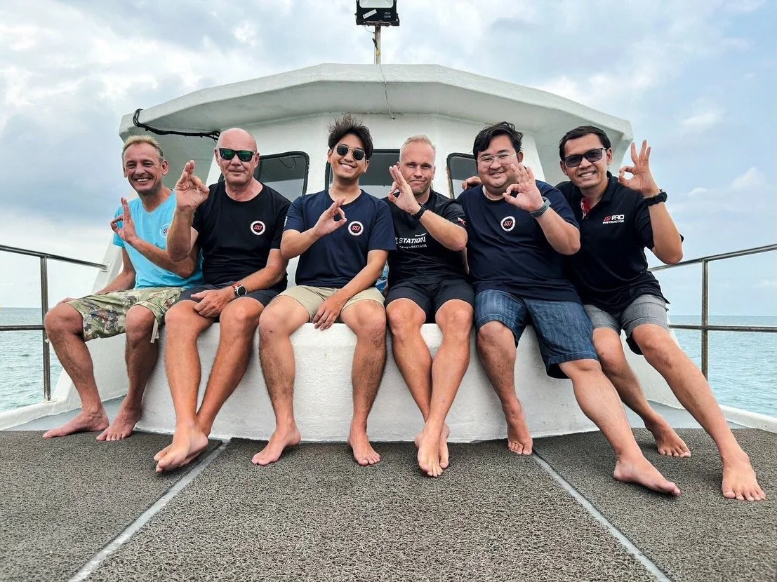 Welcome new Open Water Scuba Instructor!!
Congratulations to ครูติ @kittinangolf ครูใหม่ป้ายแดง ประจำสถานี Dive Terminal 

เราชื่อว่าการพัฒนาบุคลากร เป็นสิ่งที่สำคัญมาก เราเลยส่งเสริมการพัฒนาความรู้ของทีมงาน เพื่อให้สามารถต่อยอดและยกระดับร้านของเราให
