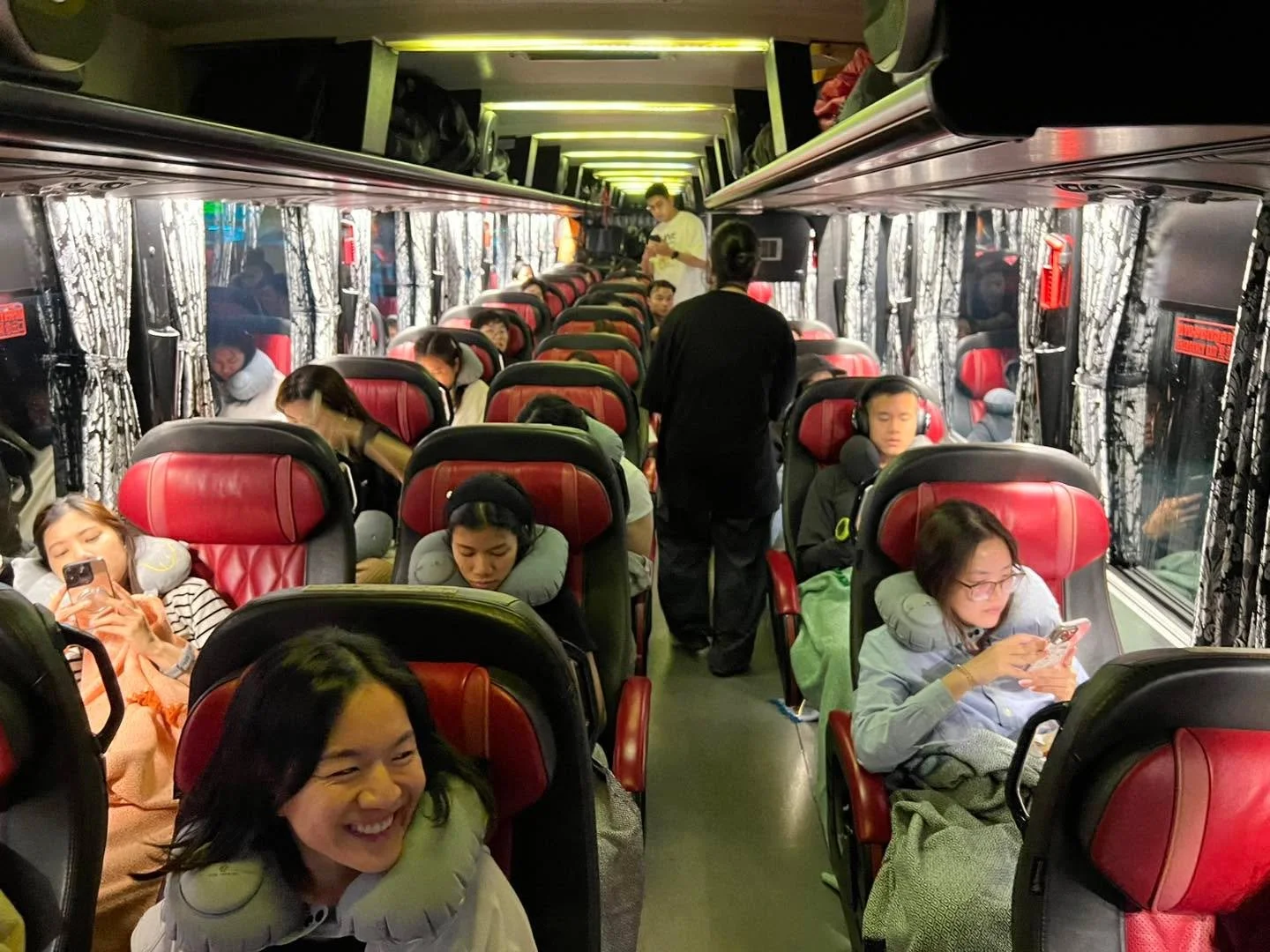 🚗 พร้อมออกเดินทาง! สู่นาวโอพี 
หมอนรองคอ Dive Terminal พร้อม
ที่จอดรถฟรีพร้อม
ผ้าห่มพร้อม

เหลืออย่างเดียว&hellip;ตัวคุณ 😎
ไปลุยดำน้ำที่นาวโอพีกันเถอะ 🌊🤿
ความสนุกใต้น้ำกำลังรออยู่!!