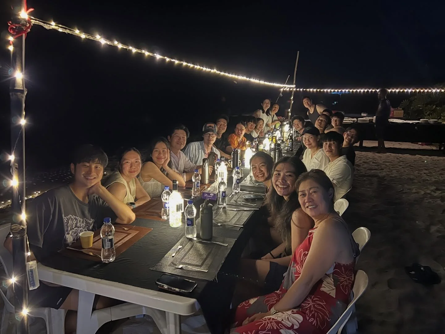 BBQ time in Maldives 🌴🔥
กลางวันลงทะเล กลางคืนลงเตา ลมเบาๆ เนื้อฉ่ำๆ ชีวิตไม่ต้องเยอะ&hellip;แค่นี้ก็โคตรดีแล้ว

🥰(11)12-17(18) April 2026 Best of Maldives (2 ที่สุดท้าย) ลางานน้อยมาก 
🥰(5)6-11(12) Dec 2026 Best of Maldives

2027
🥰 (20)21-26(27) 