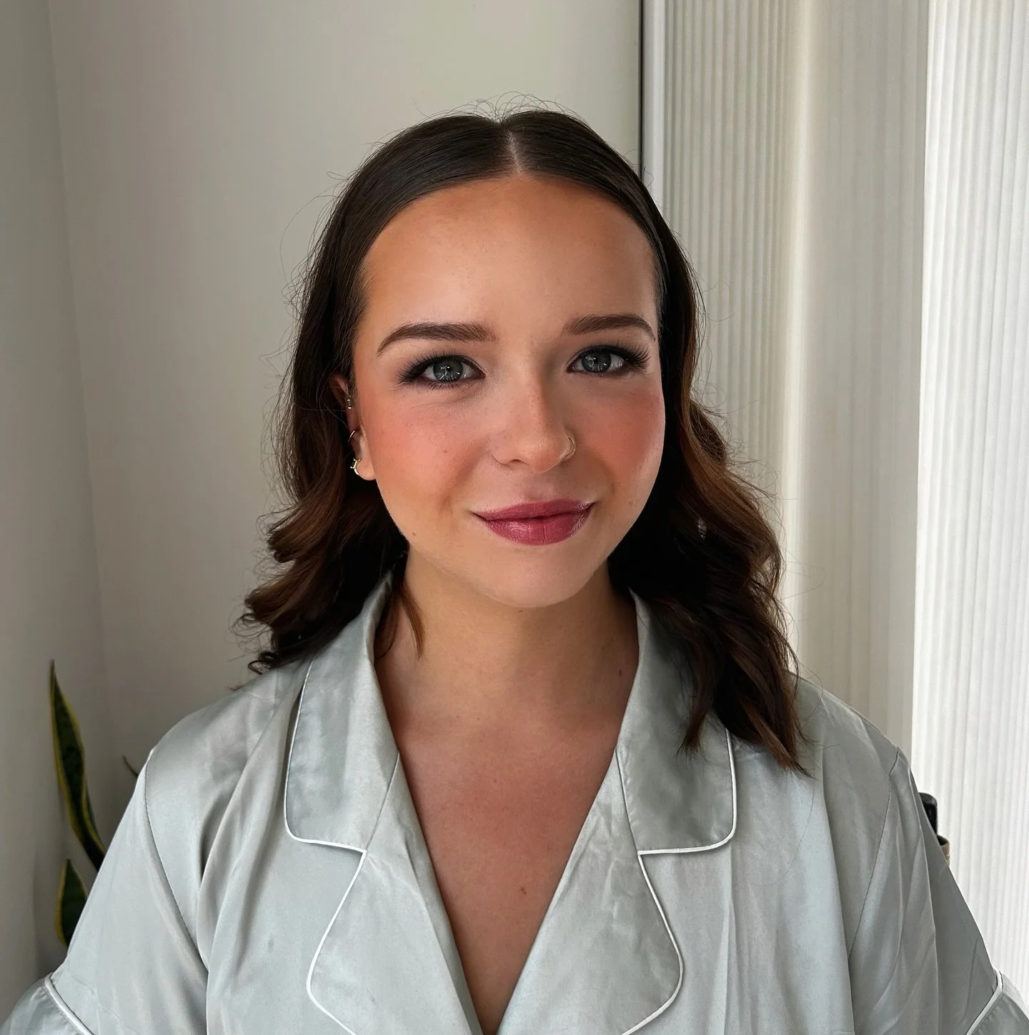 Bronzed, soft-lined + neutral tones💫

My beautiful maid of honor from the weekend wedding get away on the island!

#maidofhonormakeup #WeddingMakeupArtist
#BridalPartyMakeup
#WeddingGlam