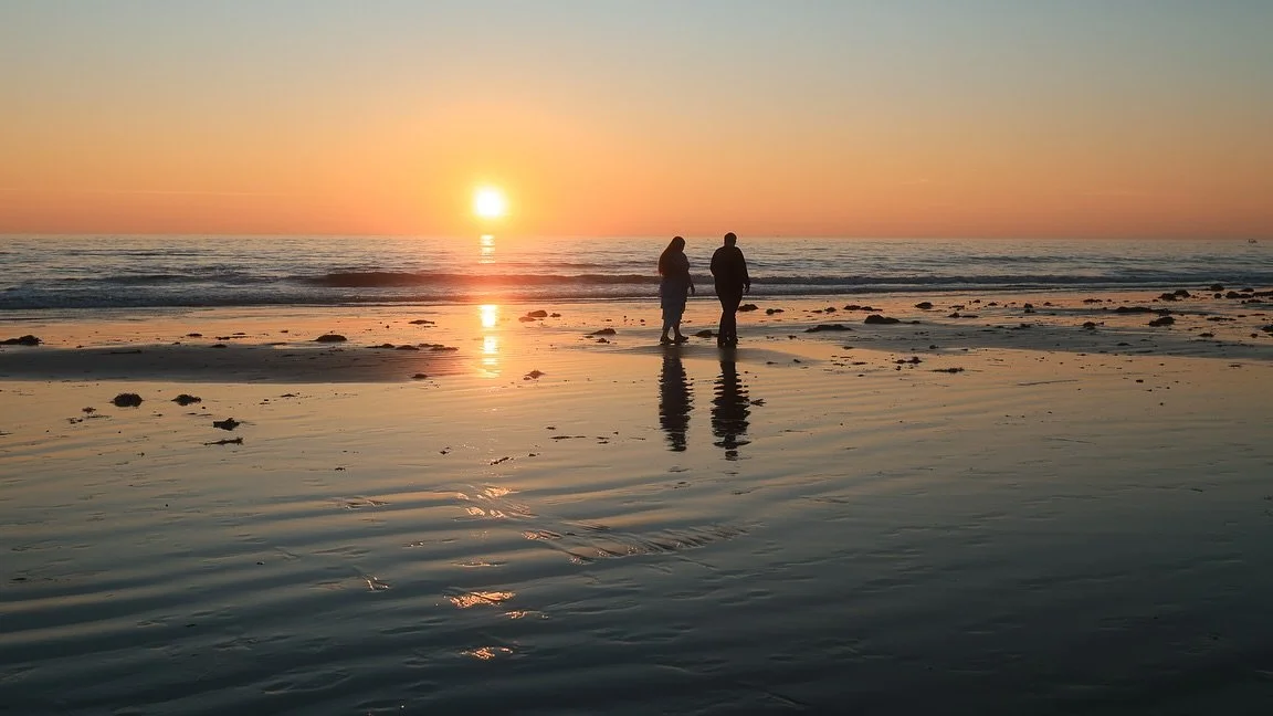 We all come and go, yet the earth remains..
#sunsetthoughts 🌅📸