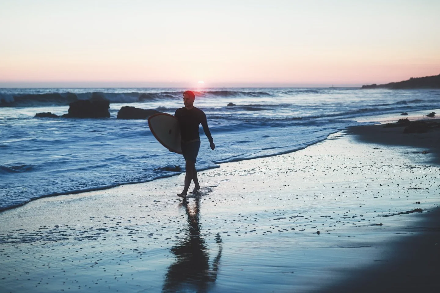 December surf 🌅🌊