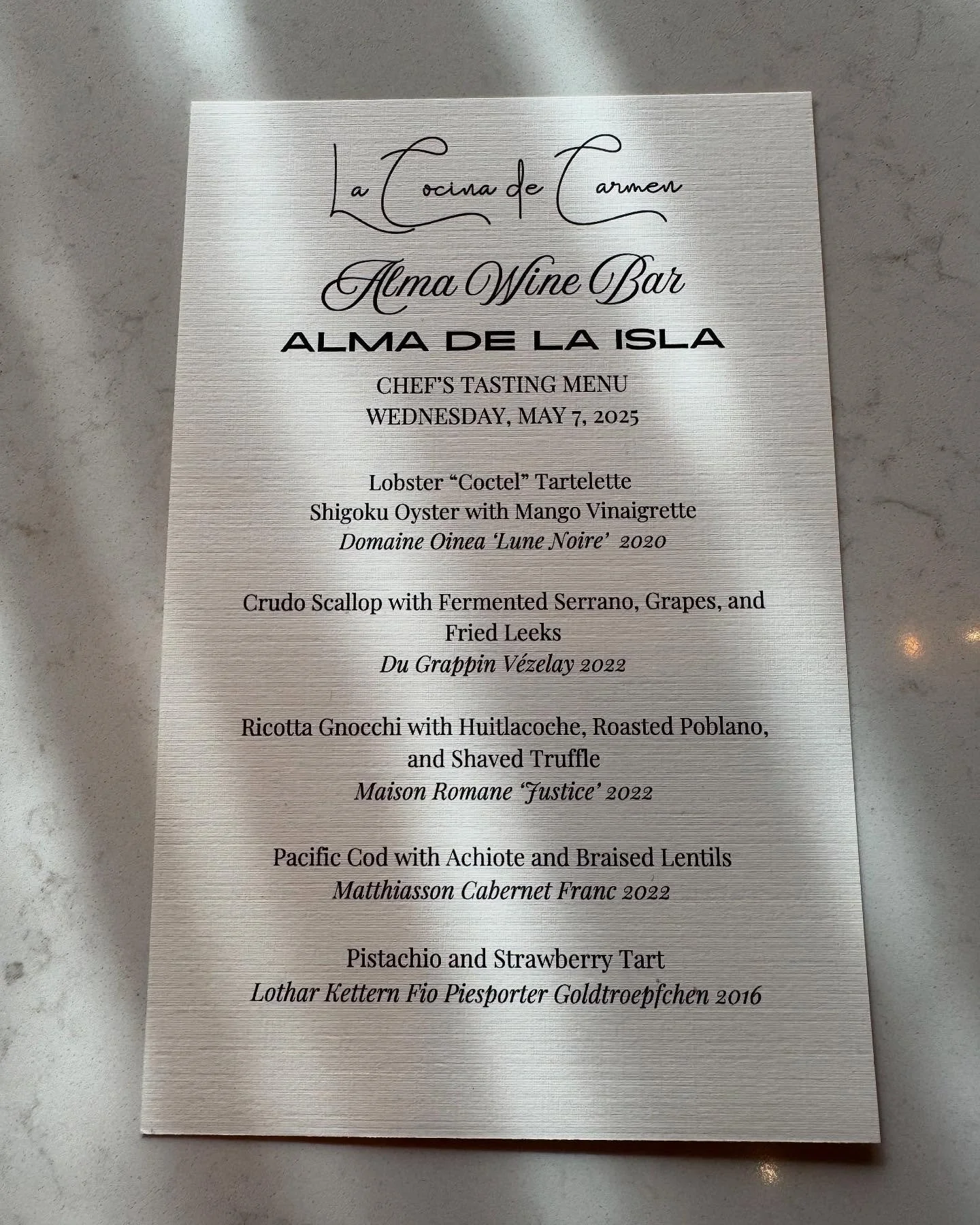 This was our first Menu and Wine collaboration between @lacocina_de_carmen and @almawinebarandshop 
It was a complete success and I&rsquo;d like to thank everyone involved. 
@velarde_foods for the huitlacoche and beautiful Italian truffles
📸 @_ferme