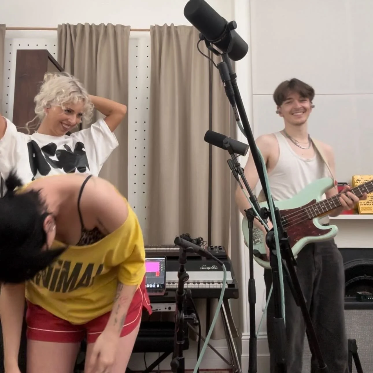 So if y&rsquo;all didn&rsquo;t know, this is my band.
Alistair aka @probablydaphnie &amp; 1/2 of @youprobs_ 
G aka @gonthedrumz &amp; 1/4 of @mayawithadash band.
I&rsquo;m super lucky to tour with people who inspire me so much and super lucky to just