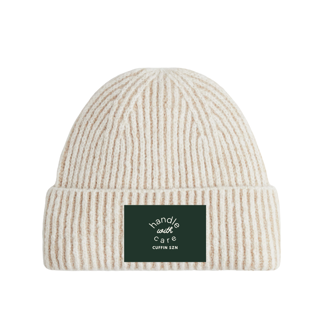 cream cozy beanie.png