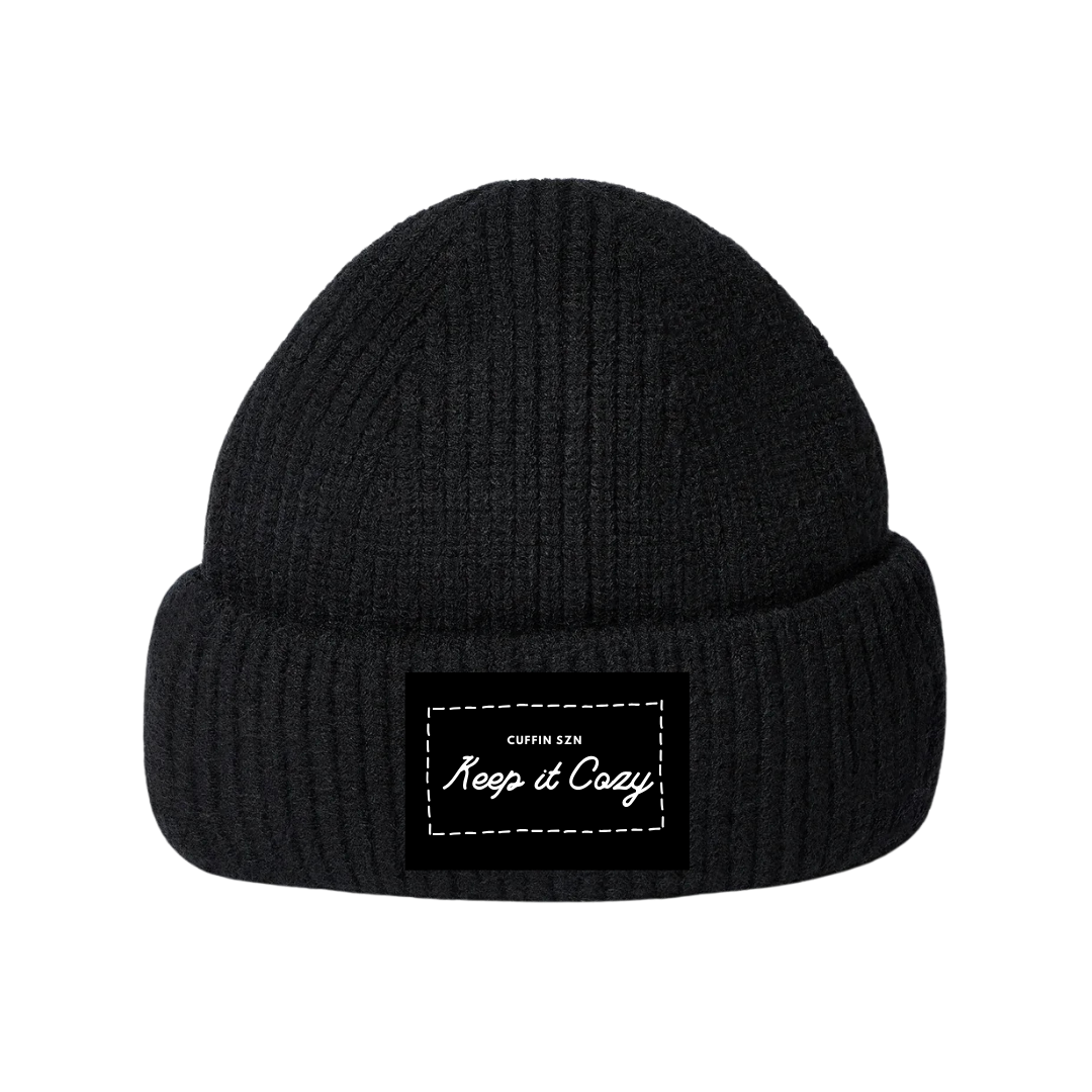 black cozy beanie.png