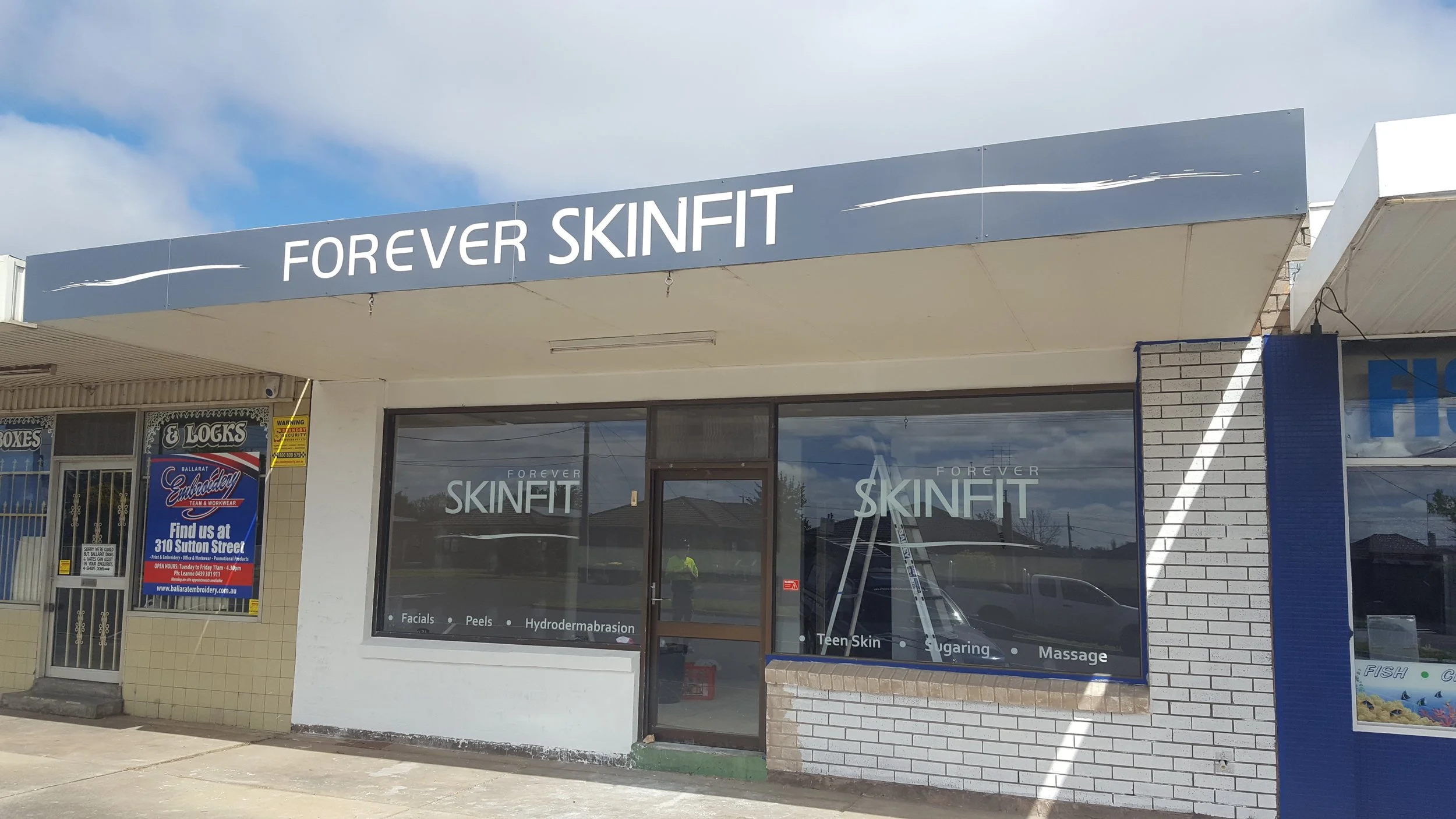 Shop Fascia and Window Signs