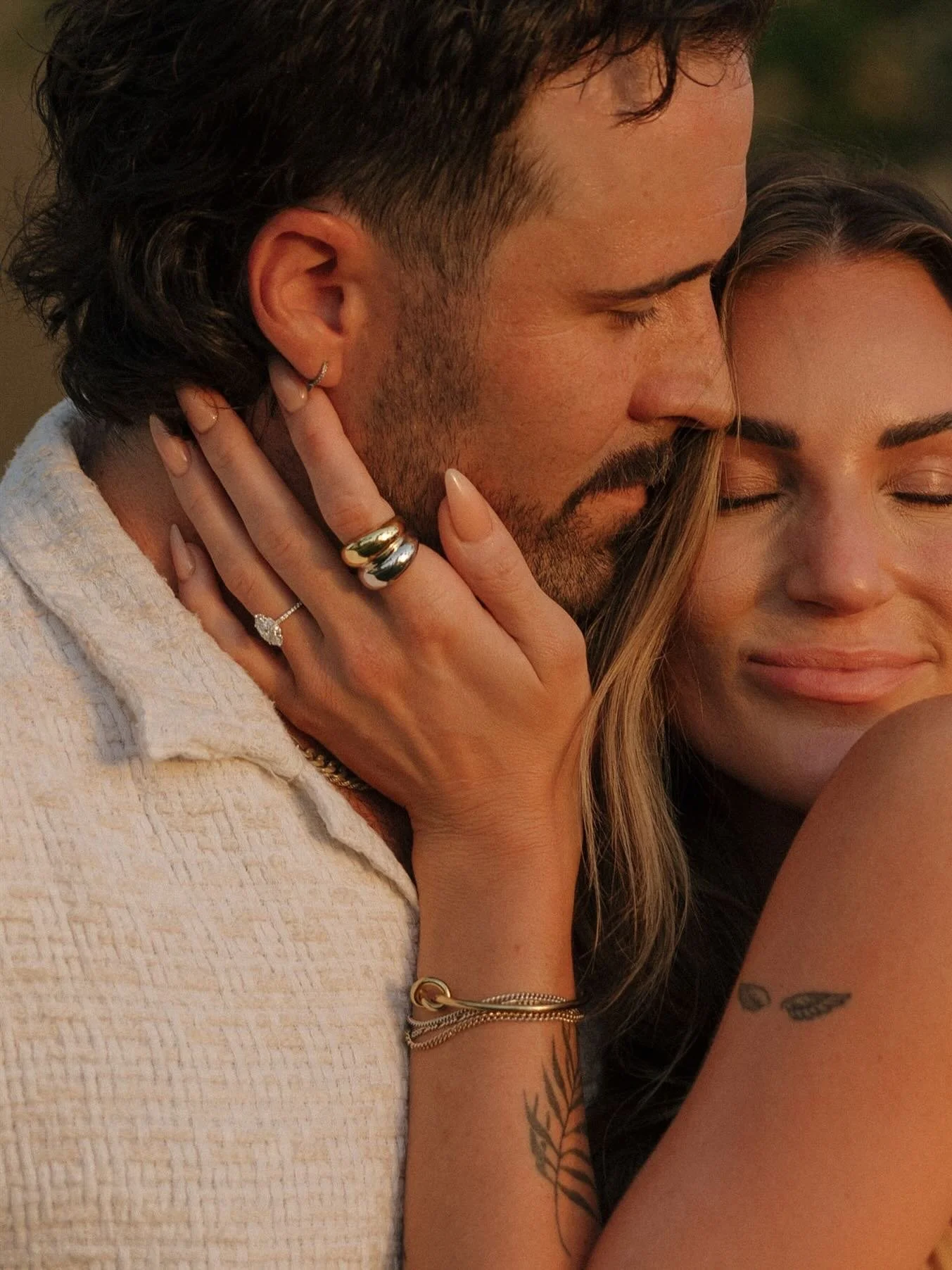 The perfect sunset for the most magical proposal💍 congrats Jordan &amp; Christina! 

Also shoutout to their bestie Sydney for contacting me last-minute about capturing this moment. So so happy I could be there🫶🏼

#floridaphotographers #floridawedd