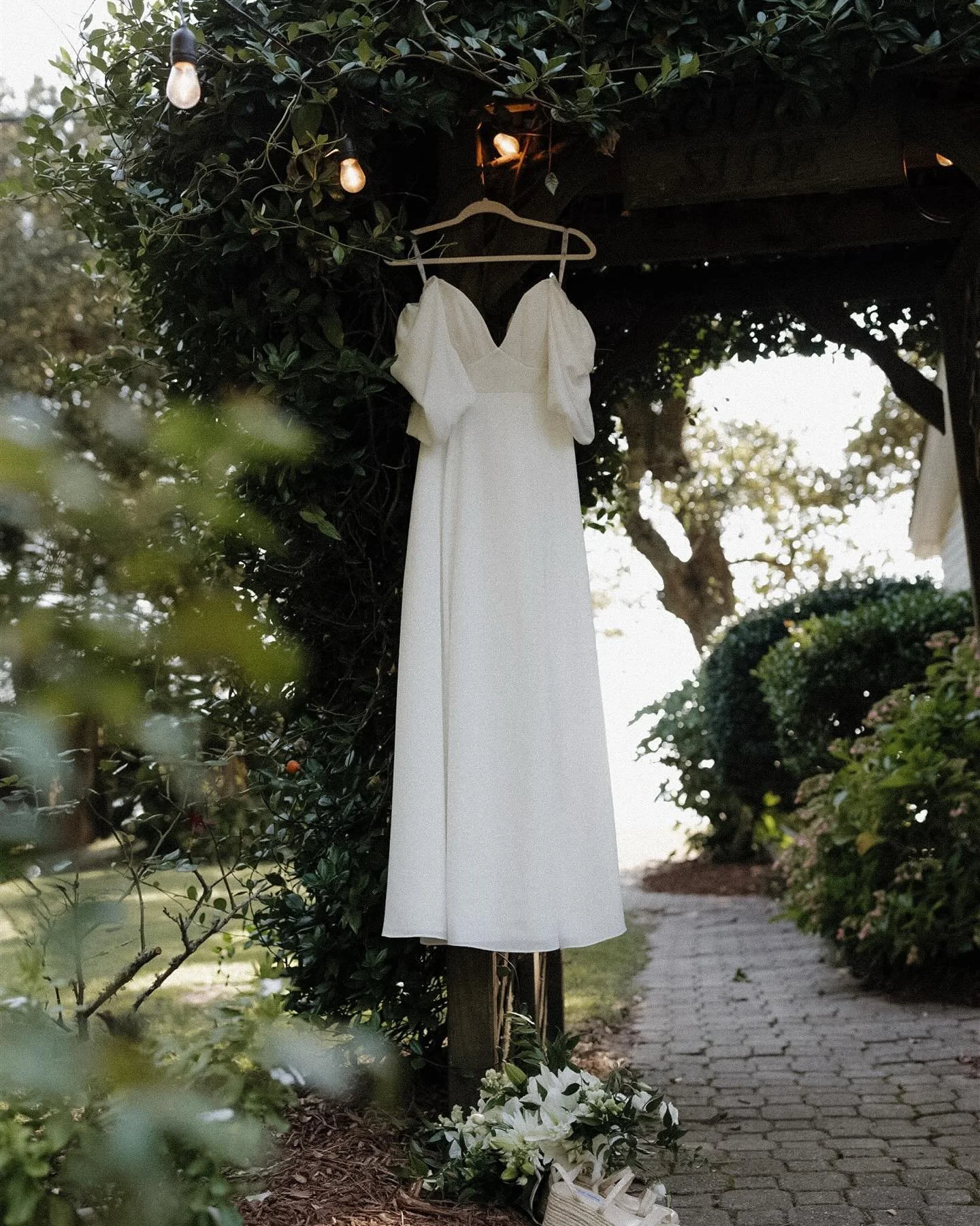 Getting ready details from this beautiful day🤍

#tampaweddingphotographer #sarasotaweddingphotographer #charlestonweddingphotographer #chswedding #charlestonphotographer #floridaweddingphotographer #denverweddingphotographer #coloradoweddingphotogra